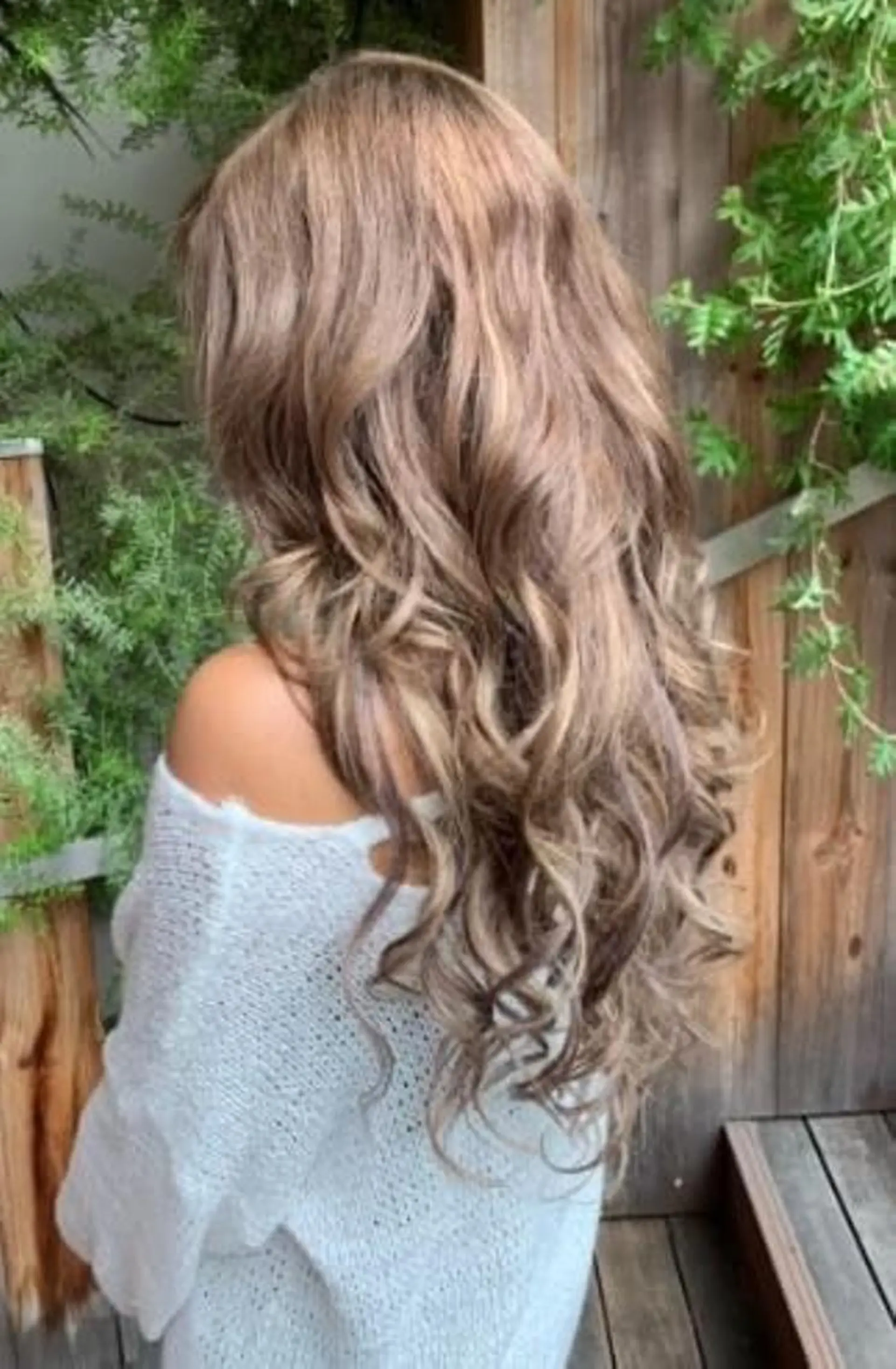 ロング カラー パーマ ヘアアレンジ Device ディバイスのヘアスタイル