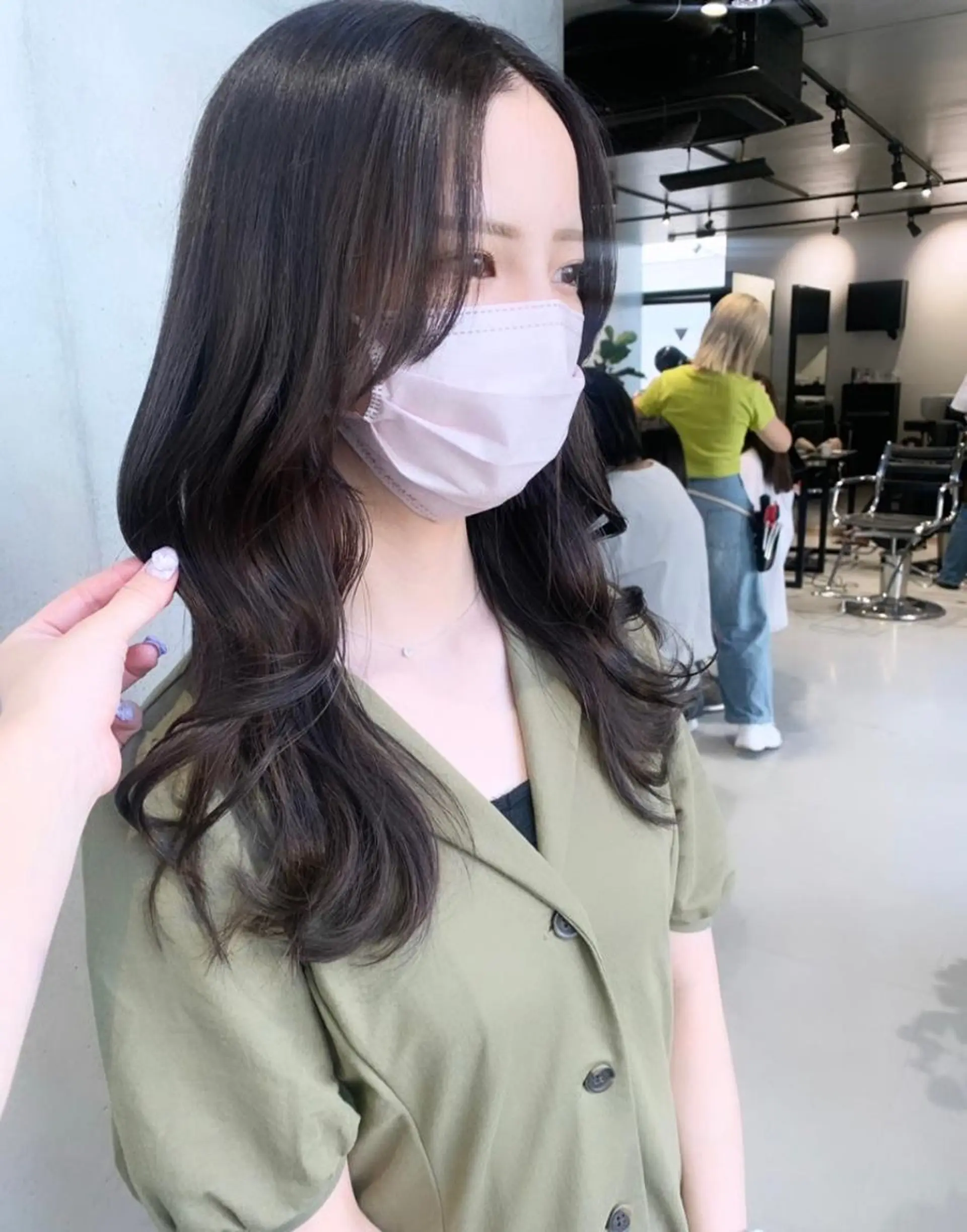 ロング カラー カット ヘアカラー トリートメント ヘッドスパ ヘアセット 透明感/オリーブ/ グレージュ/YUKAのヘアスタイル