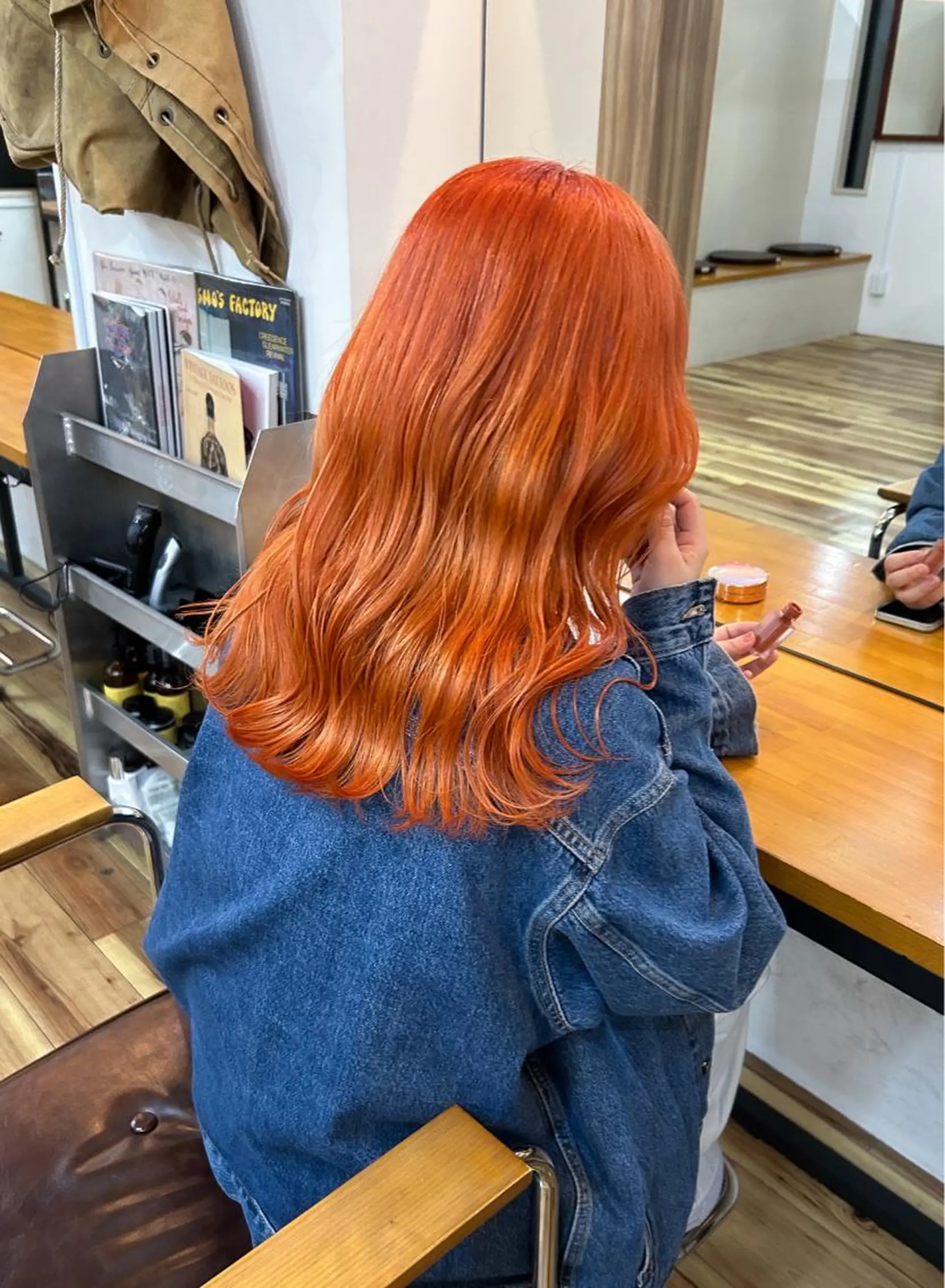 セミロング カラー ハイトーンカラー ⭐️NAZUNAのヘアスタイル