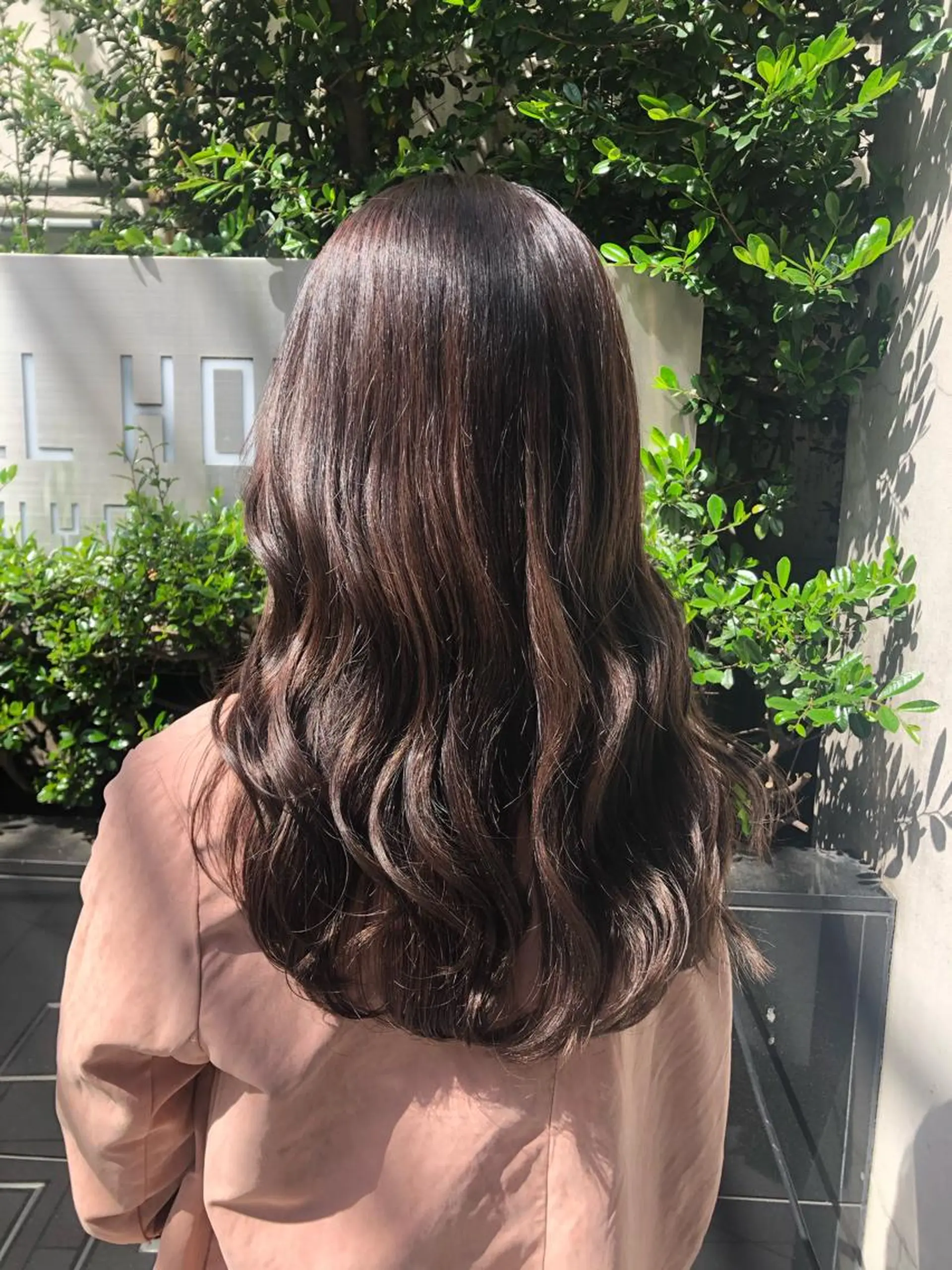 ロング ラベンダーベージュ ヘアカラー トリートメント ボブ/縮毛矯正/ レイヤー/塚田のヘアスタイル