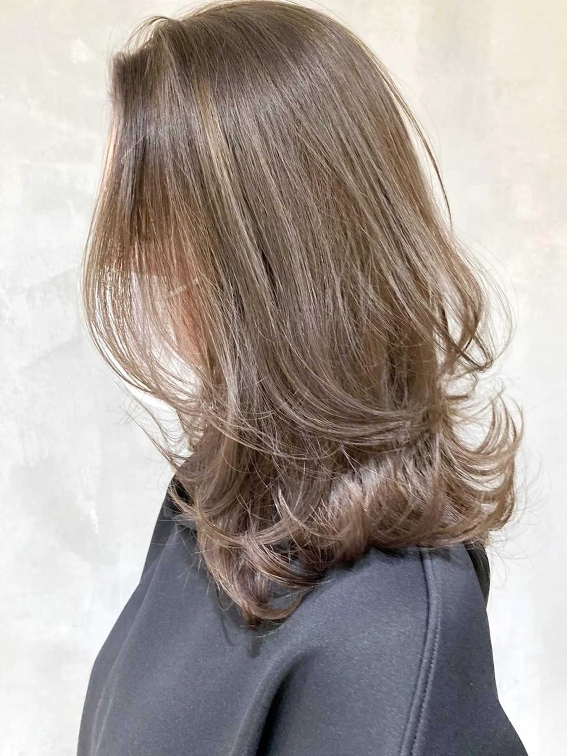 セミロング カラー パーマ ヘアアレンジ ハイライトカラー ハイライト ITbyALBUM 八王子店のヘアスタイル