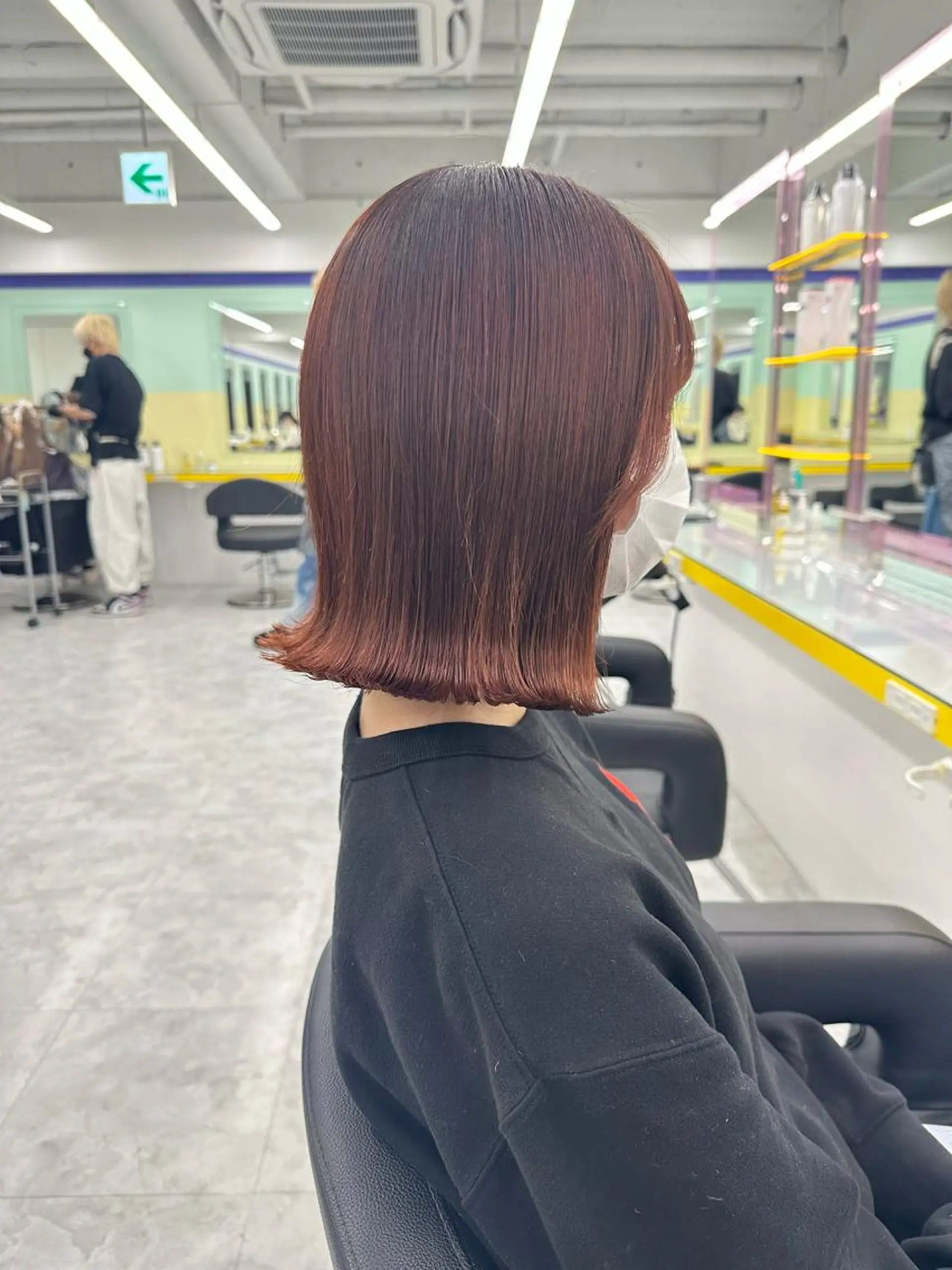 ミディアム カラー 切りっぱなしボブ ブリーチ ブラウンカラー ダブルカラー ブリーチなしカラー ヘアカラー 🪞ハイトーン🪞 🤍waka🤍のヘアスタイル