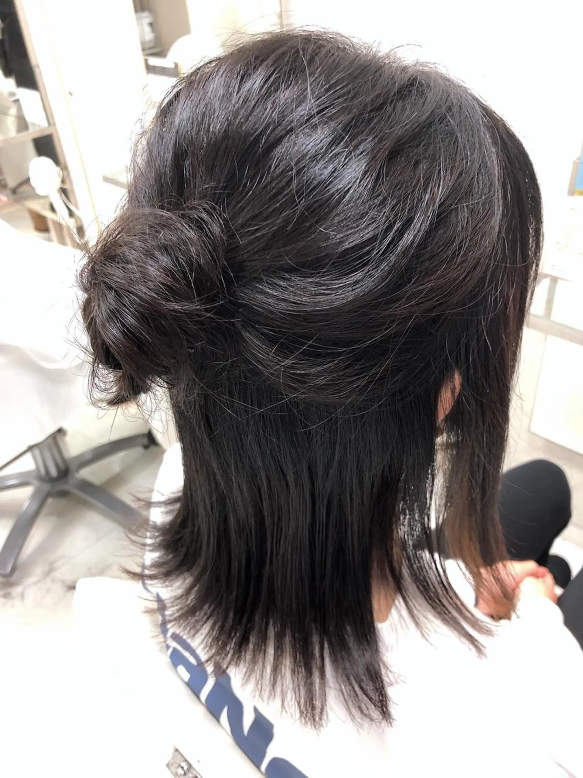 ミディアム お団子ヘア カット トリートメント 阿部 美咲のヘアスタイル