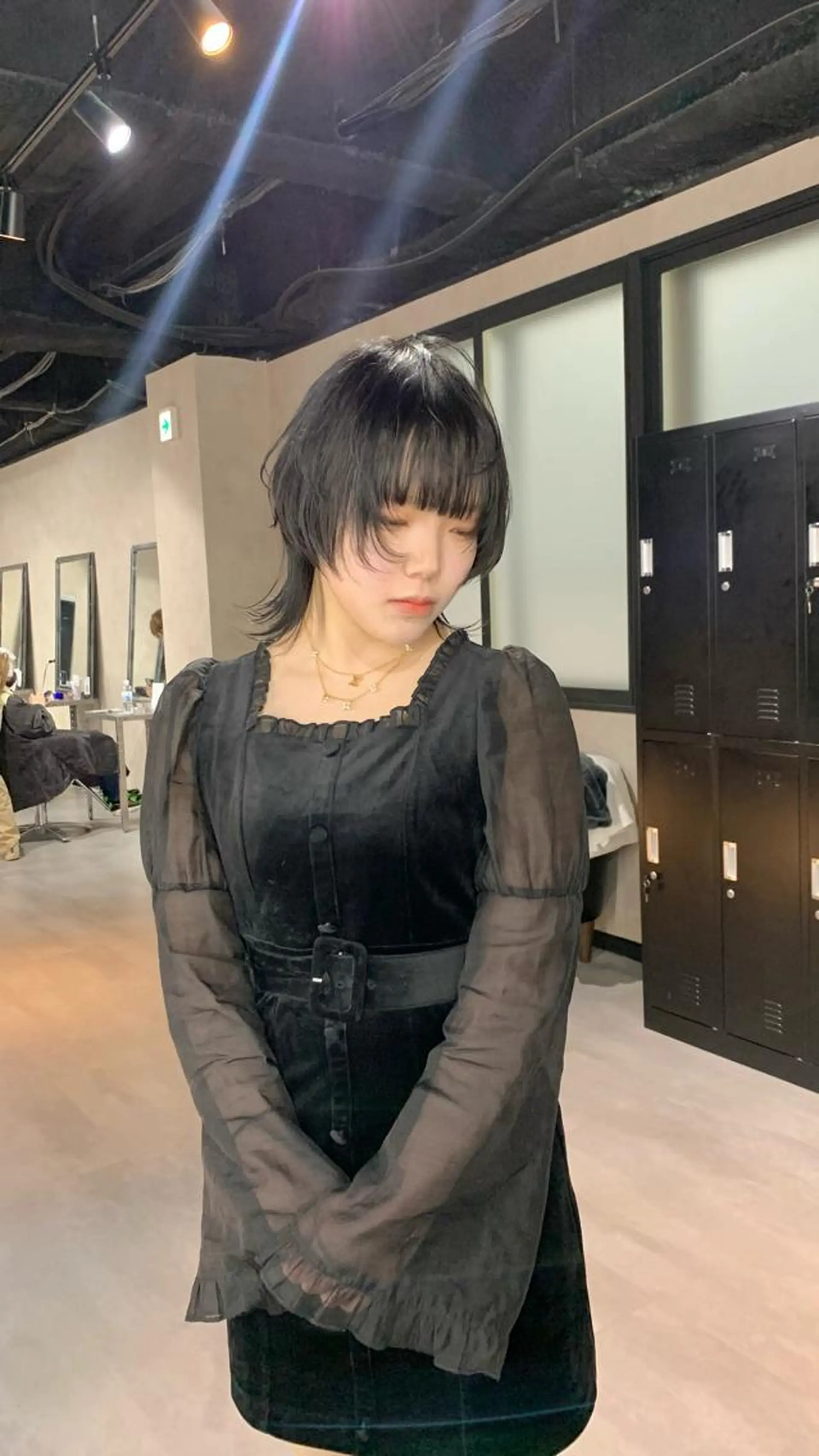 ミディアム ウルフカット KISS SWAN所属・B E C H I C O〔べち子〕のヘアスタイル