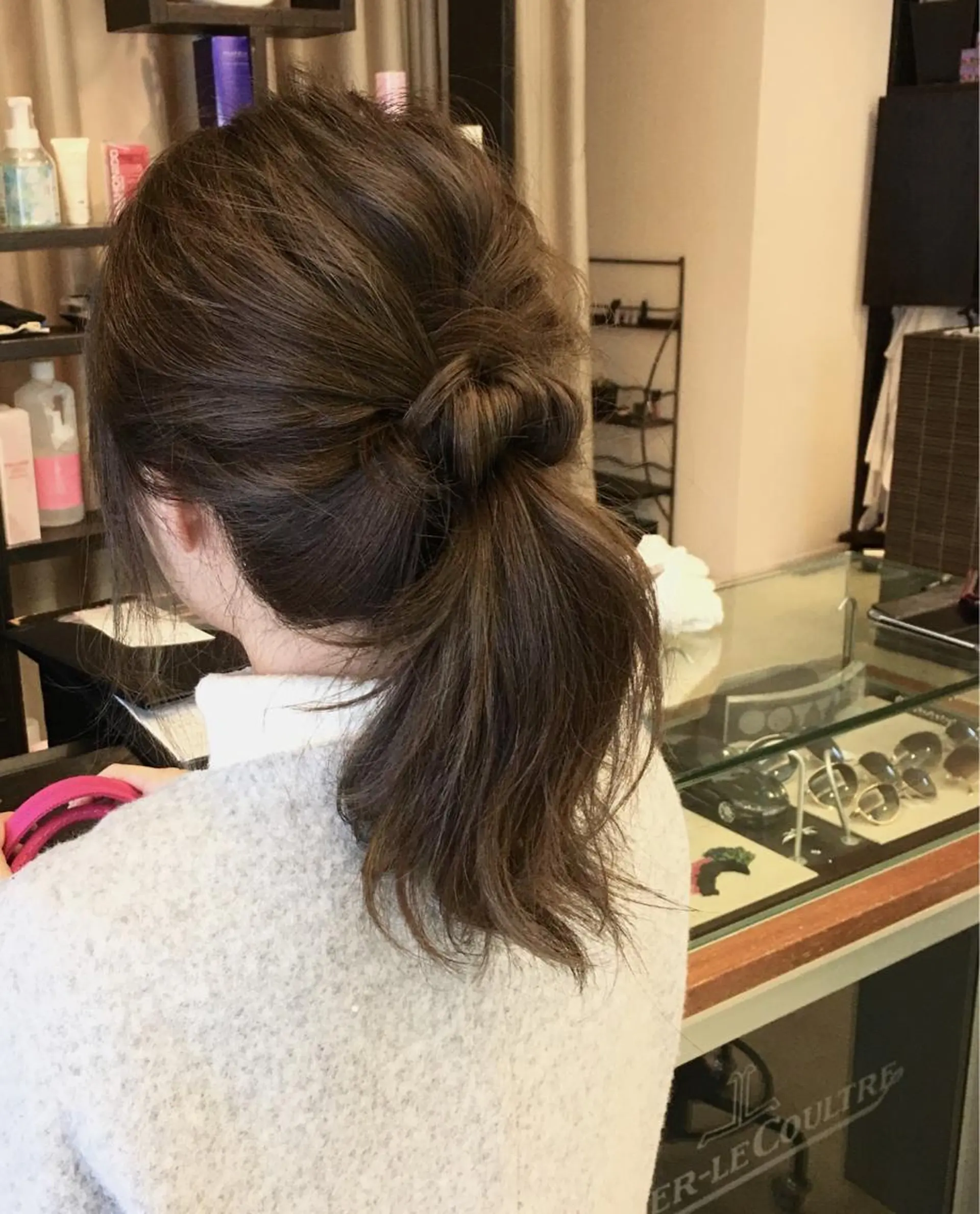 セミロング カラー ヘアアレンジ ハイライトカラー ネイビーカラー ハイライト Lien所属・西川 ヒロキのヘアスタイル