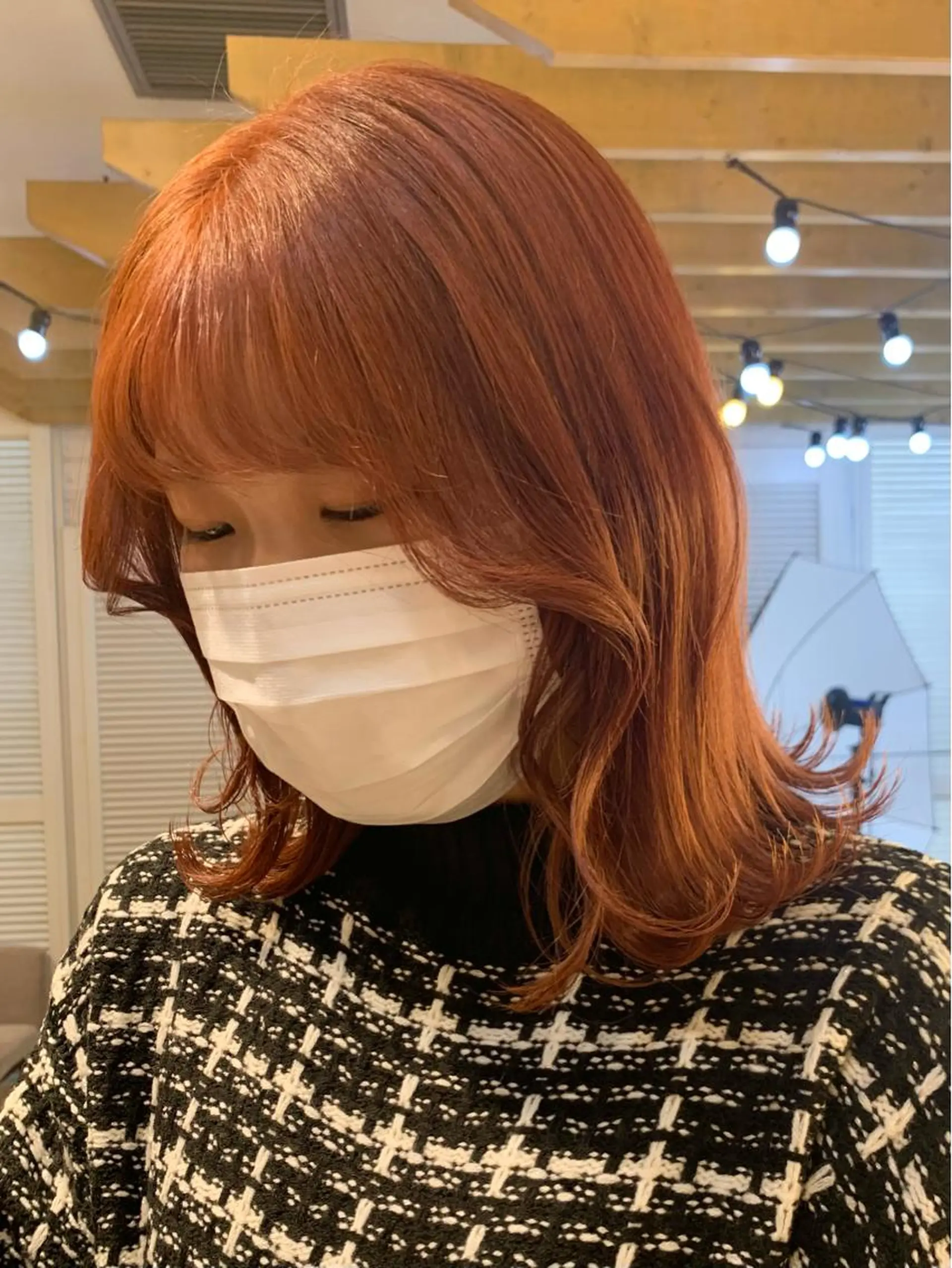 ミディアム カラー オレンジ 遠藤沙也加 /レイヤーカットのヘアスタイル