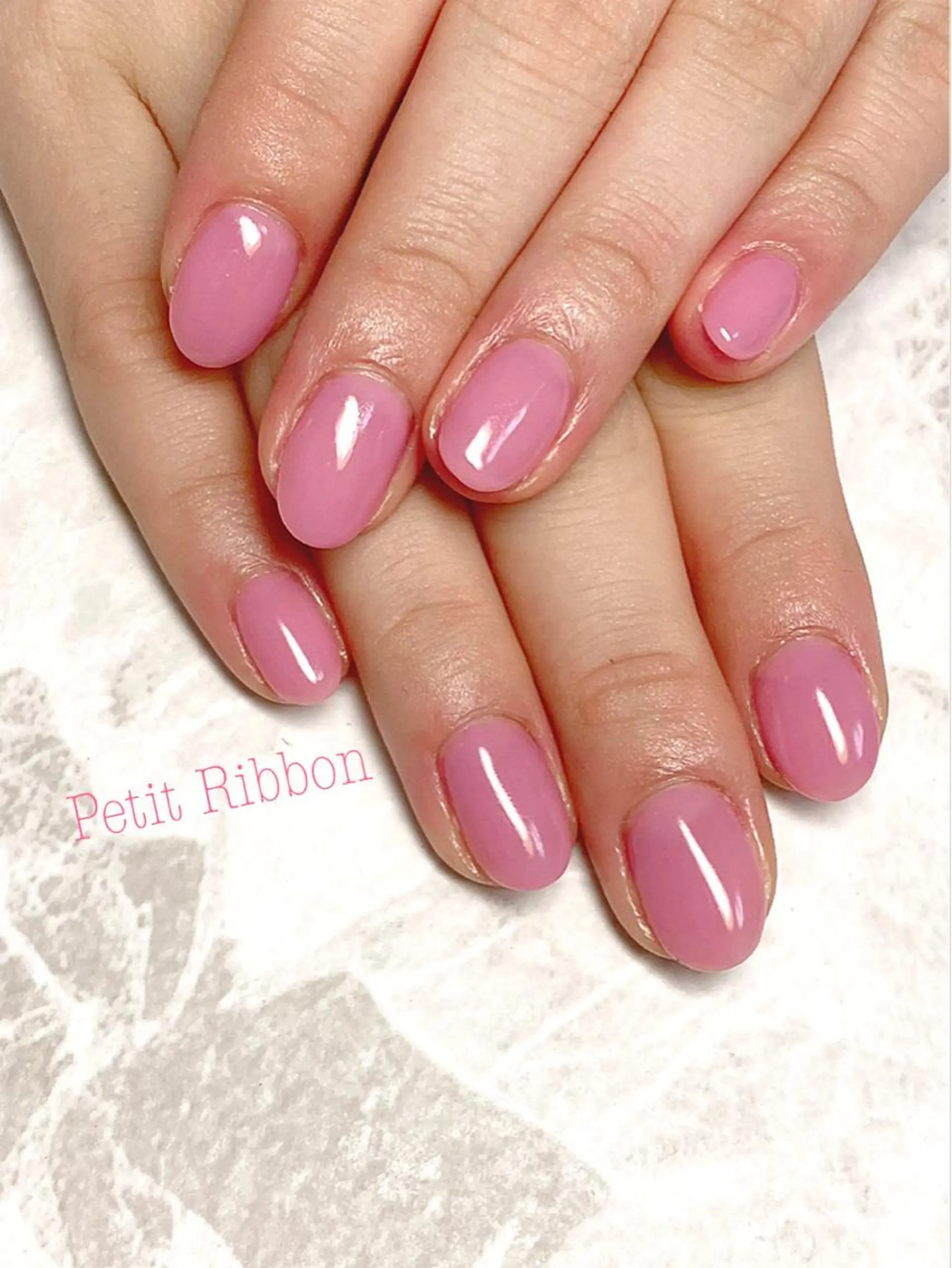 ネイル ジェルネイル ワンカラーネイル ネイルPetit Ribbonのネイルデザイン
