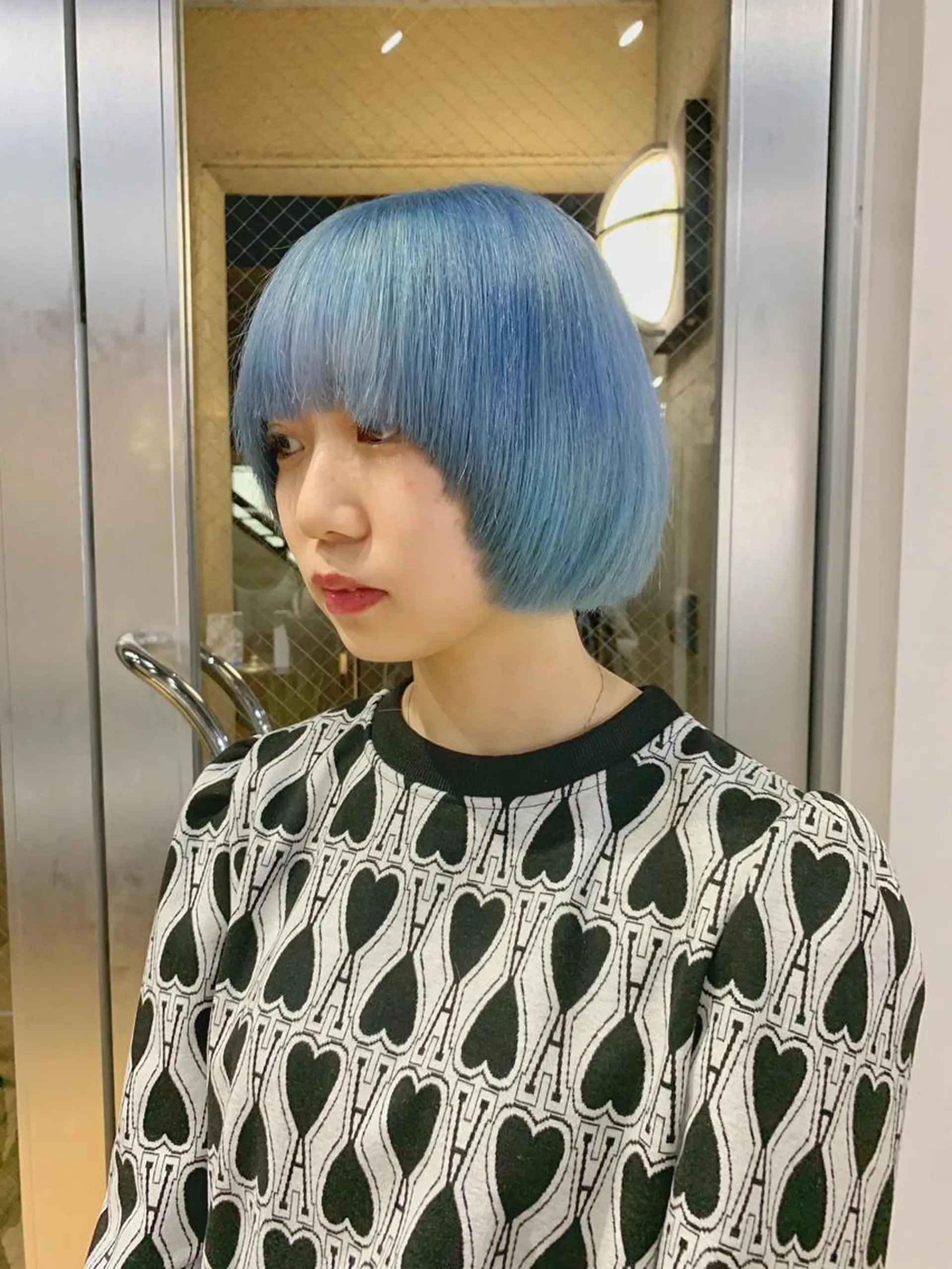 ショート ボブ カット ヘアカラー ハイトーンNo.1✨ パーマ✨イマイタツヤのヘアスタイル