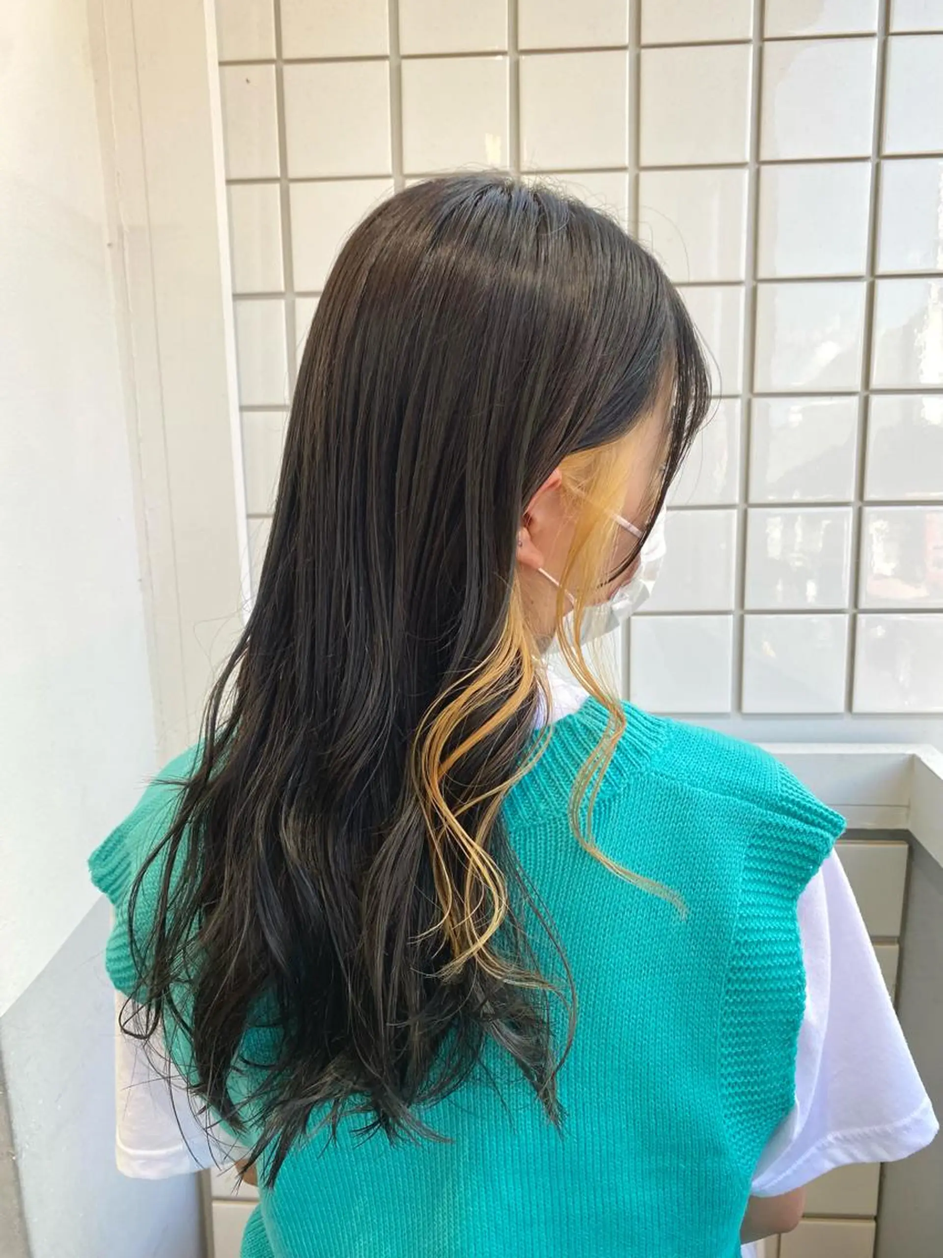 ロング カラー ブリーチ カワタ リュウセイのヘアスタイル