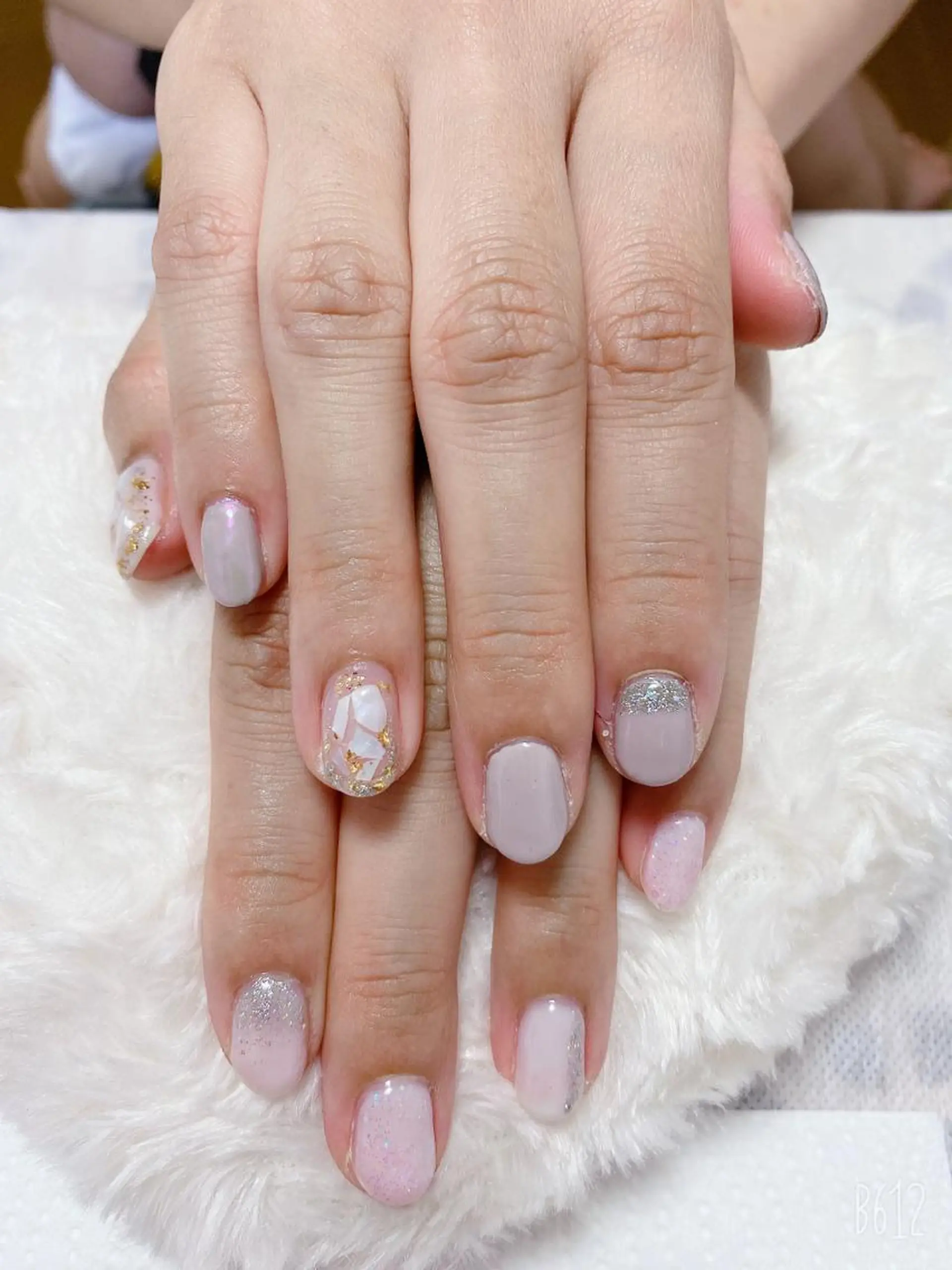 ネイル The Best Beauty受付担当のヘアスタイル