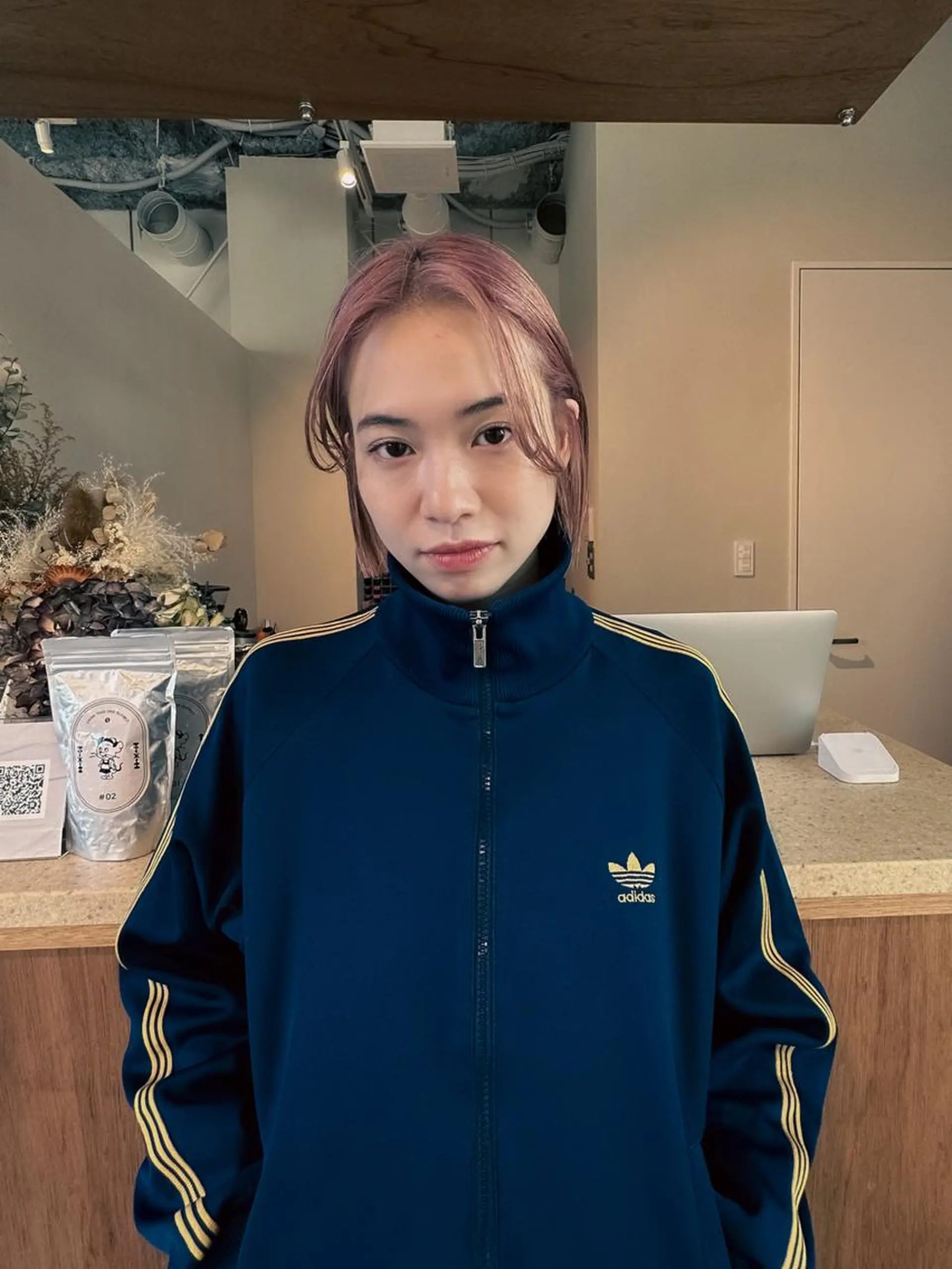 セミロング 五屋 美咲のヘアスタイル