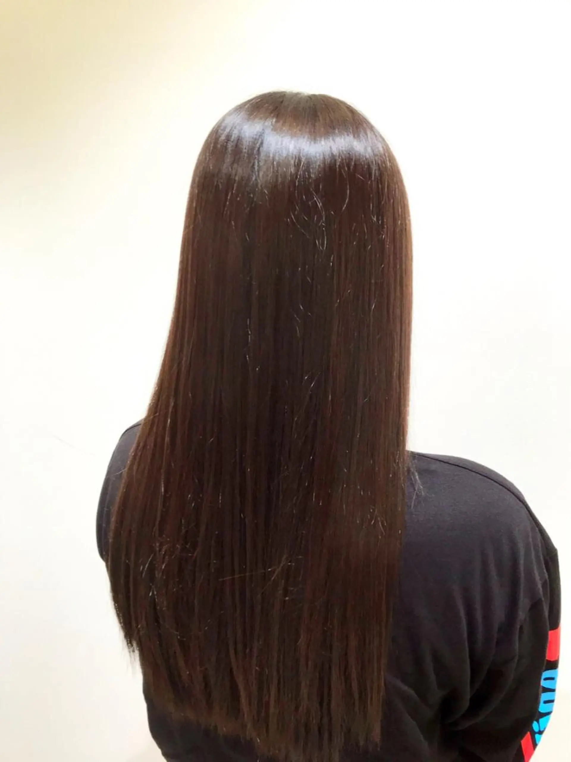 ロング 髪質改善 トリートメント 由比藤理子 ブリーチカラー🌈のヘアスタイル