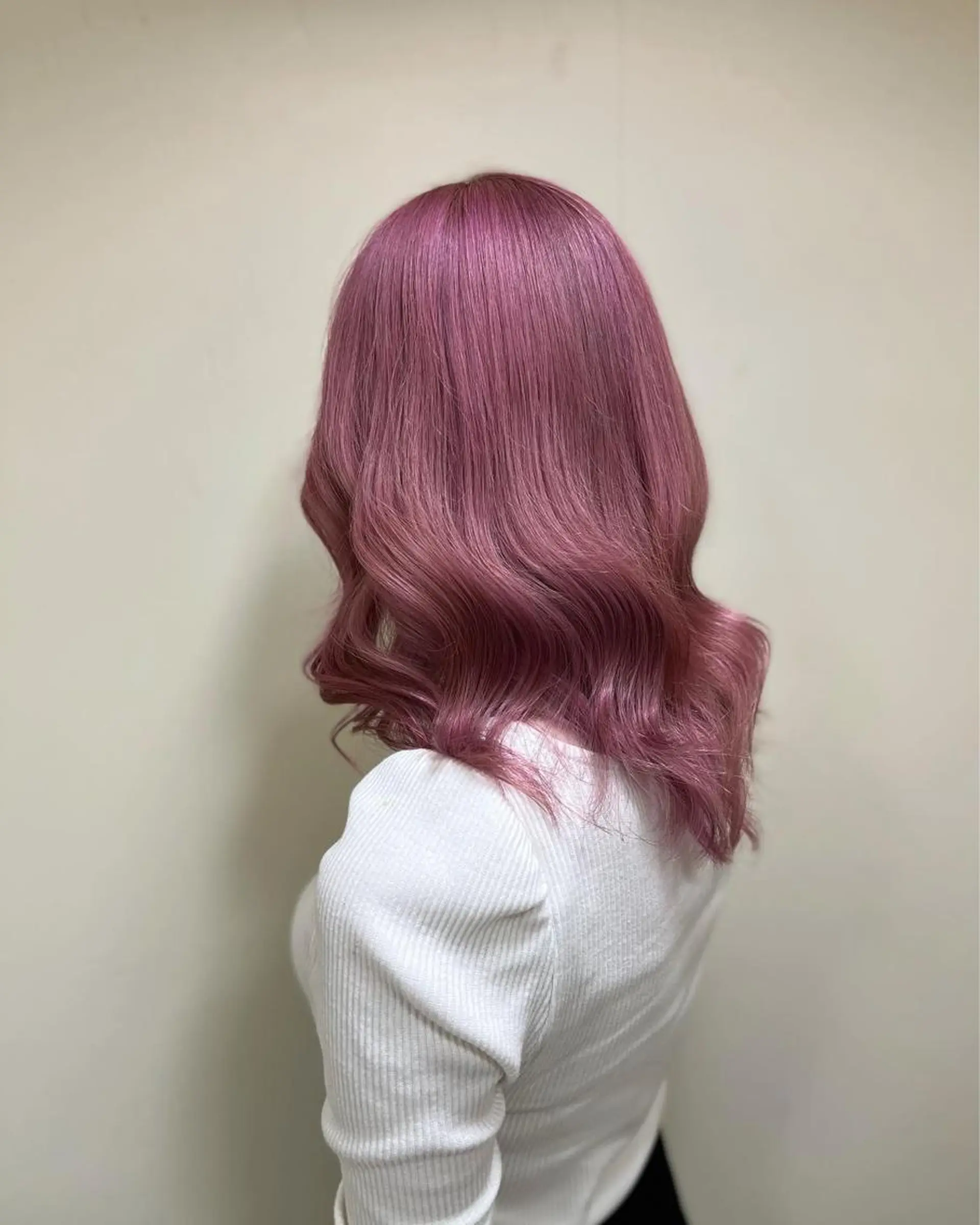 セミロング カラー パーマ ヘアアレンジ メンズ キッズ ネイル マツエク・マツパ アイブロウ ヘアカラー トリートメント ブリーチ特化型✂️ ハイトーンカラー👨のヘアスタイル