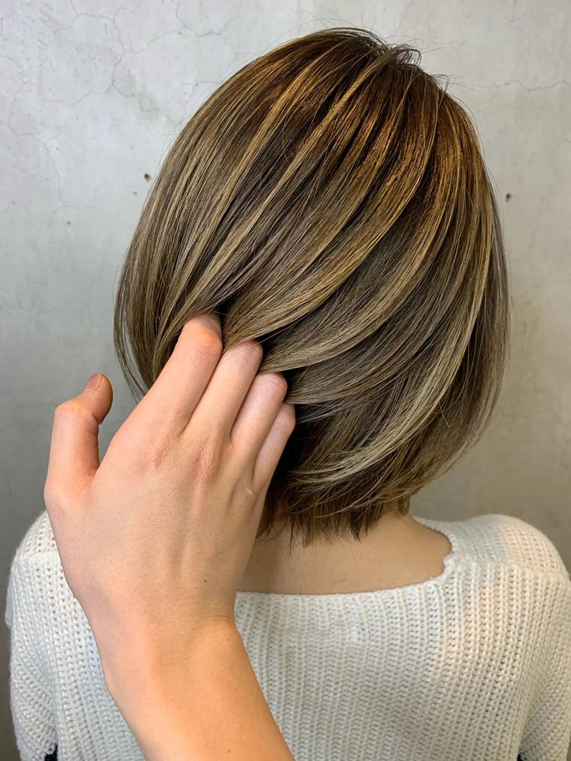ショート カラー 🐝肥田 しょーと🐝のヘアスタイル