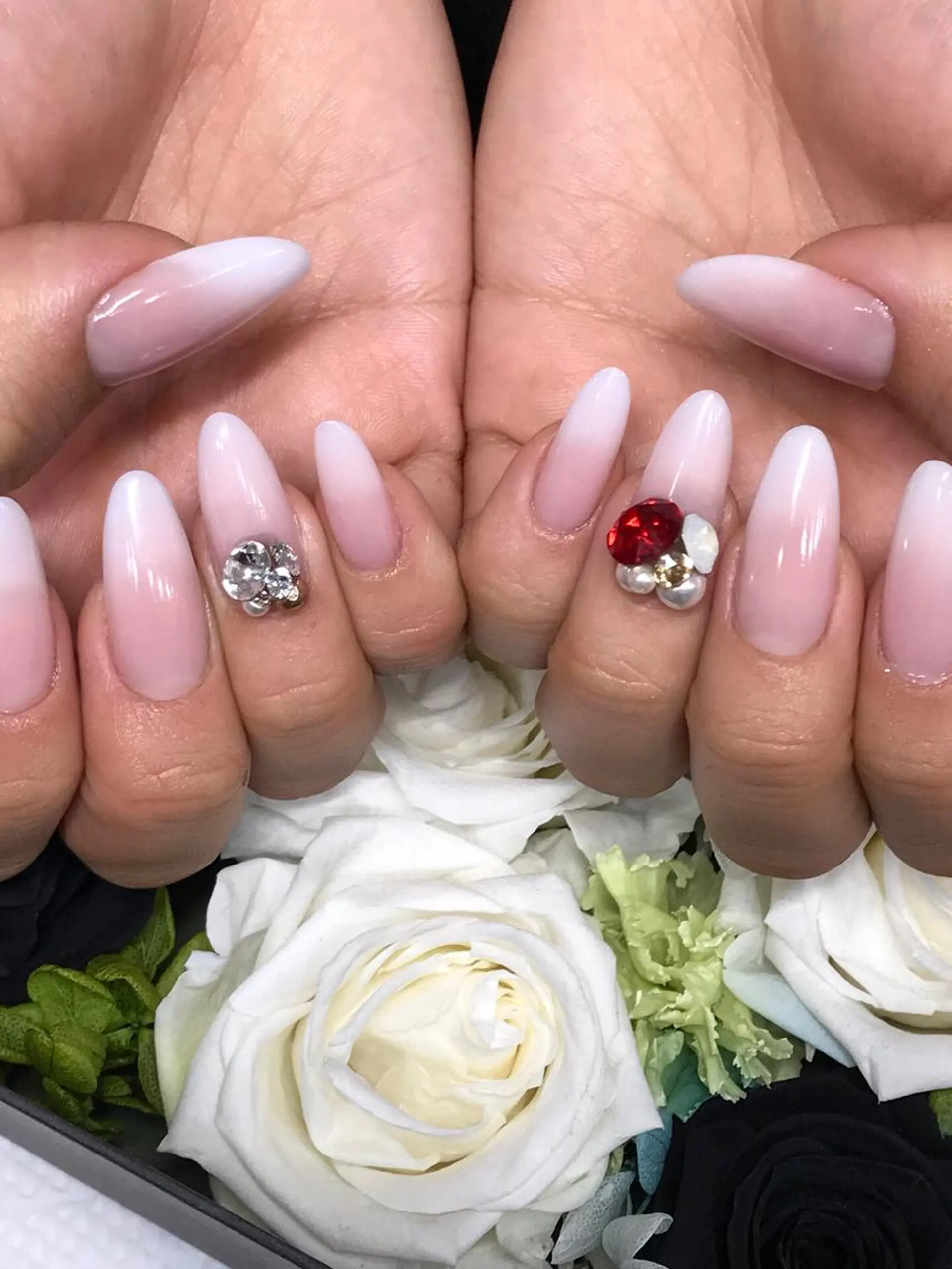 ネイル ネイルサロンAR 聖蹟桜ヶ丘店のネイルデザイン