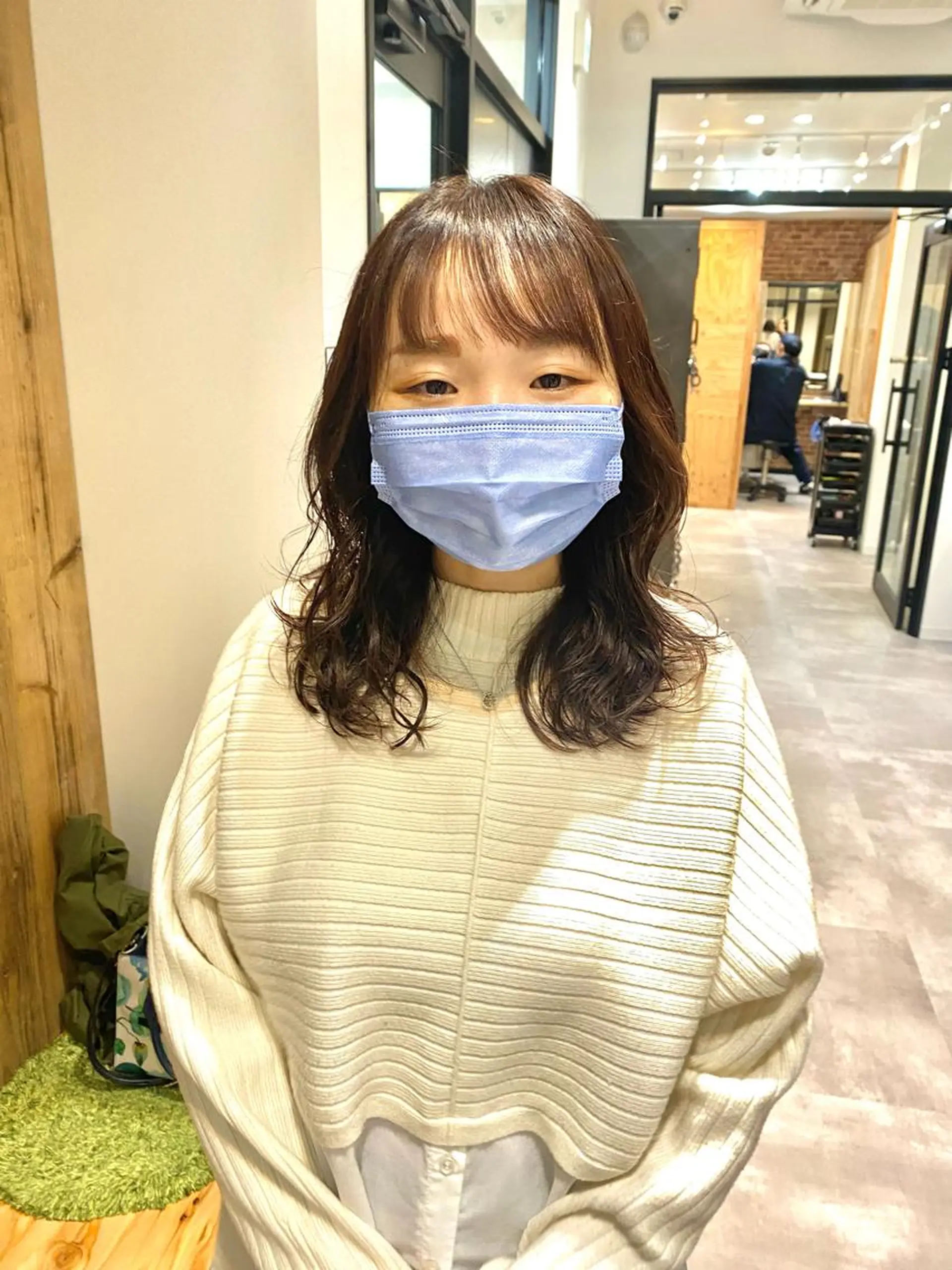 ミディアム ミディアムパーマ くびれヘア カット ヘアカラー パーマ トリートメント しおり/パーマ/ newi町田のヘアスタイル