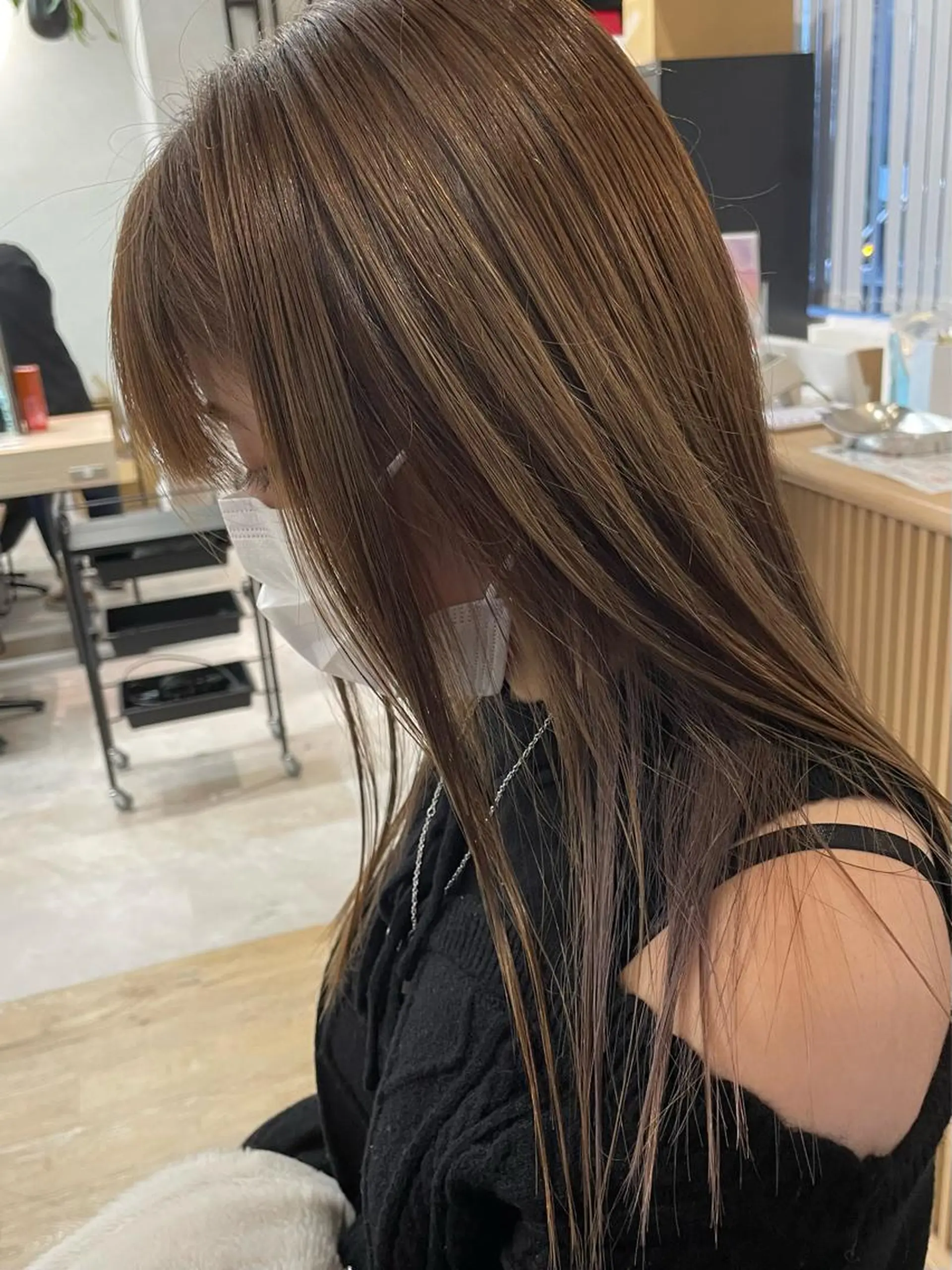 ロング Misaki ║ツヤカラーのヘアスタイル