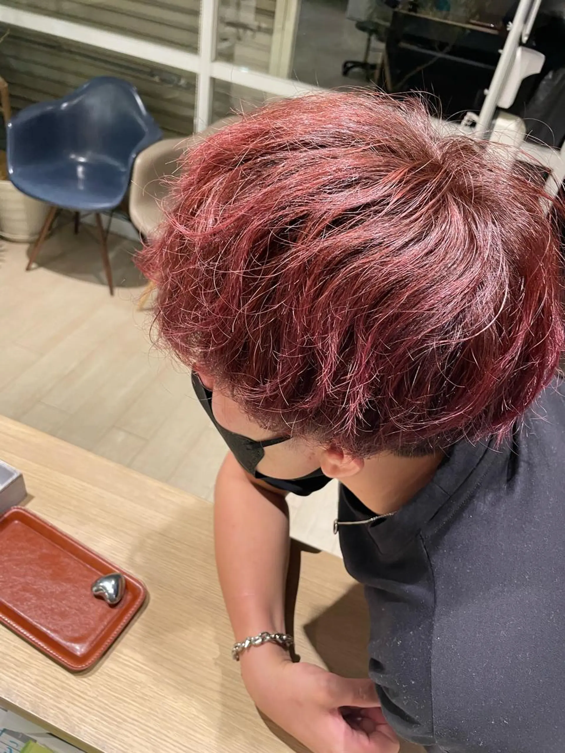 カラー ブリーチ ブリーチなしカラー レッドカラー メンズカット募集 草野のヘアスタイル