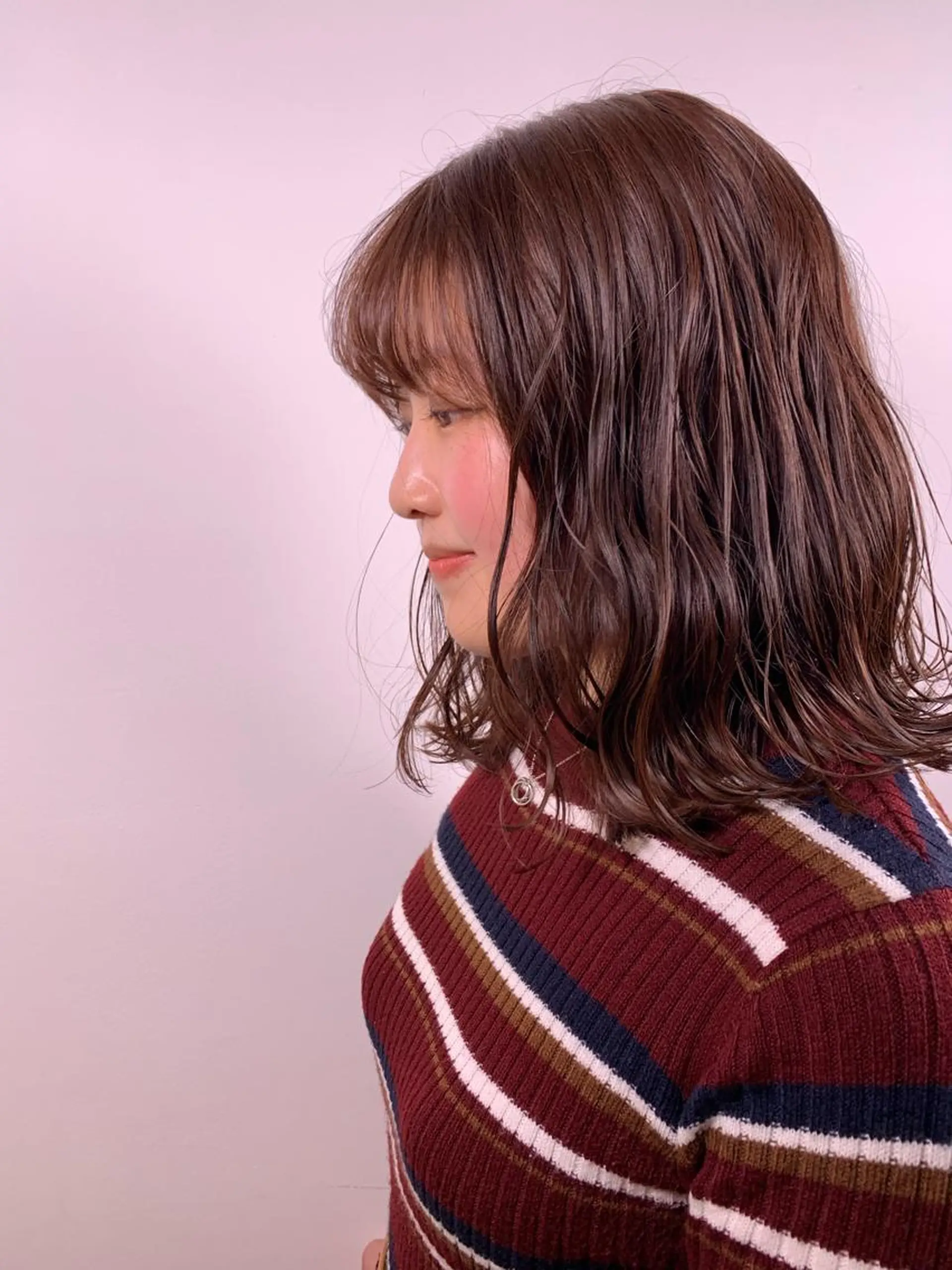 ミディアム カラー よしだ とおいのヘアスタイル