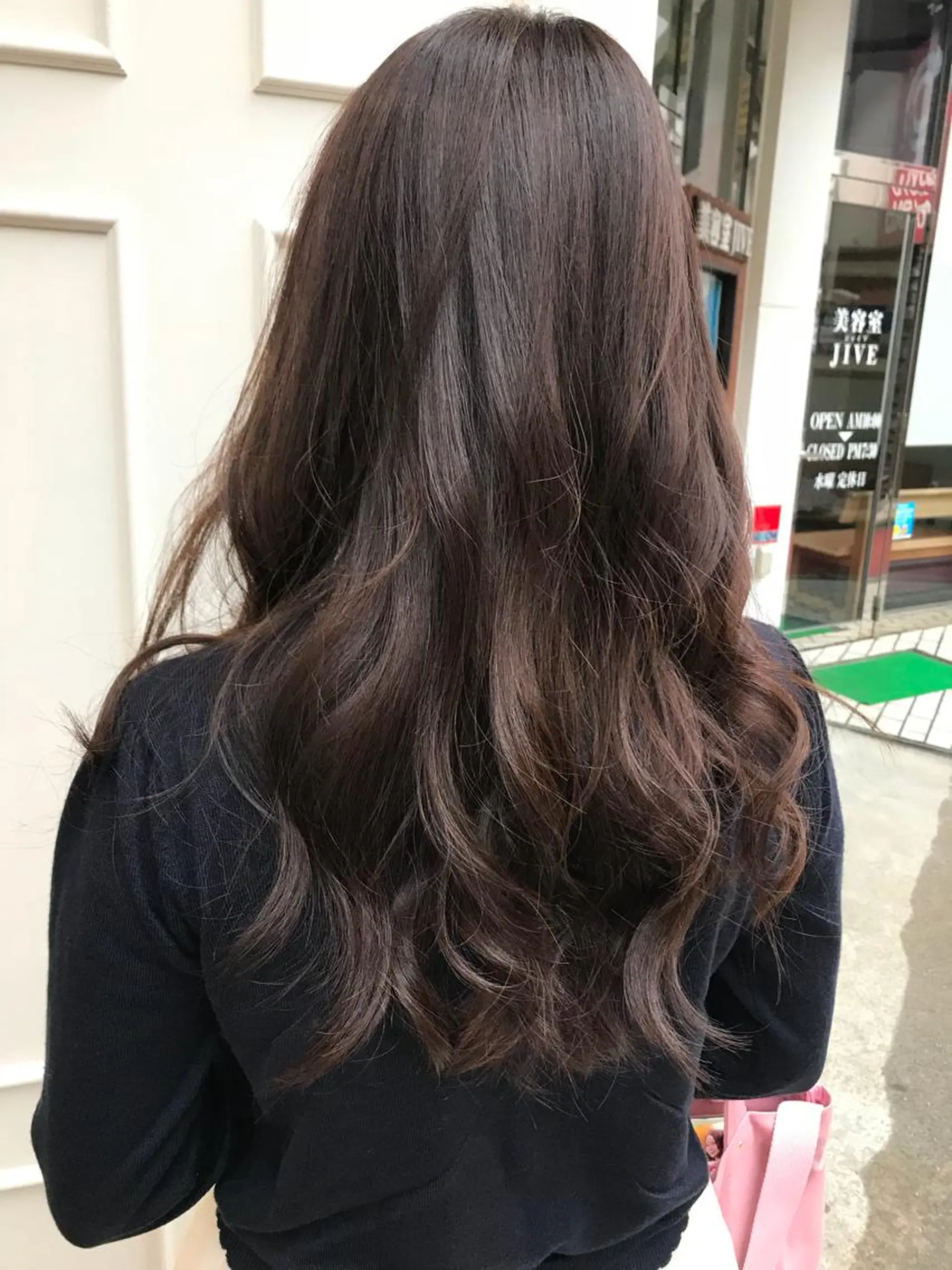 セミロング アッシュ パープルカラー uru"所属・uru" すずきさゆりのヘアスタイル