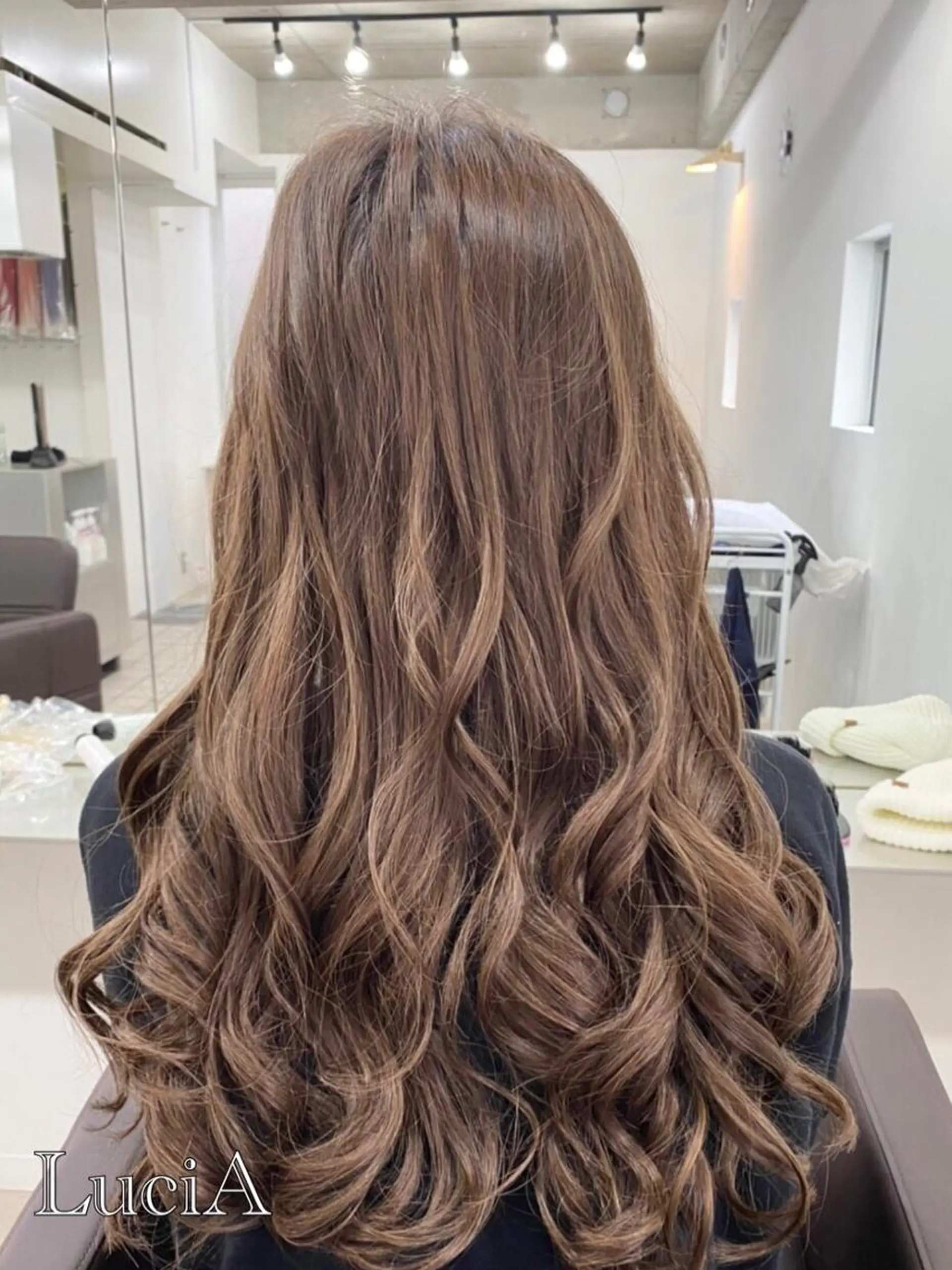 ロング カラー ヘアアレンジ トリートメント LuciA/エクステ カラーのヘアスタイル