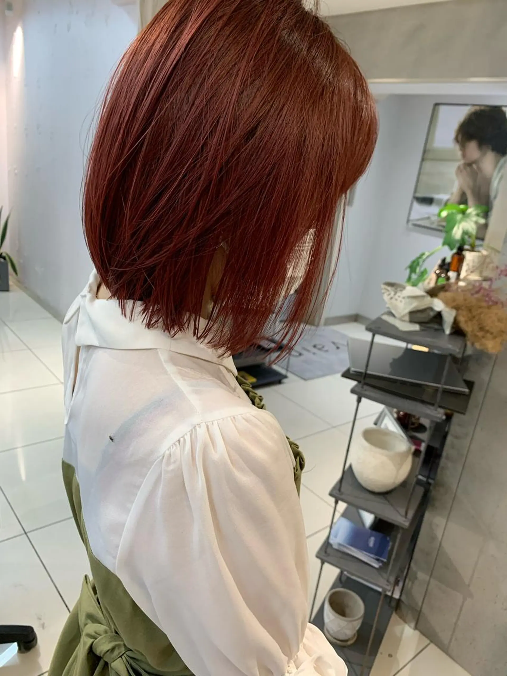 ショート カラー raika .のヘアスタイル