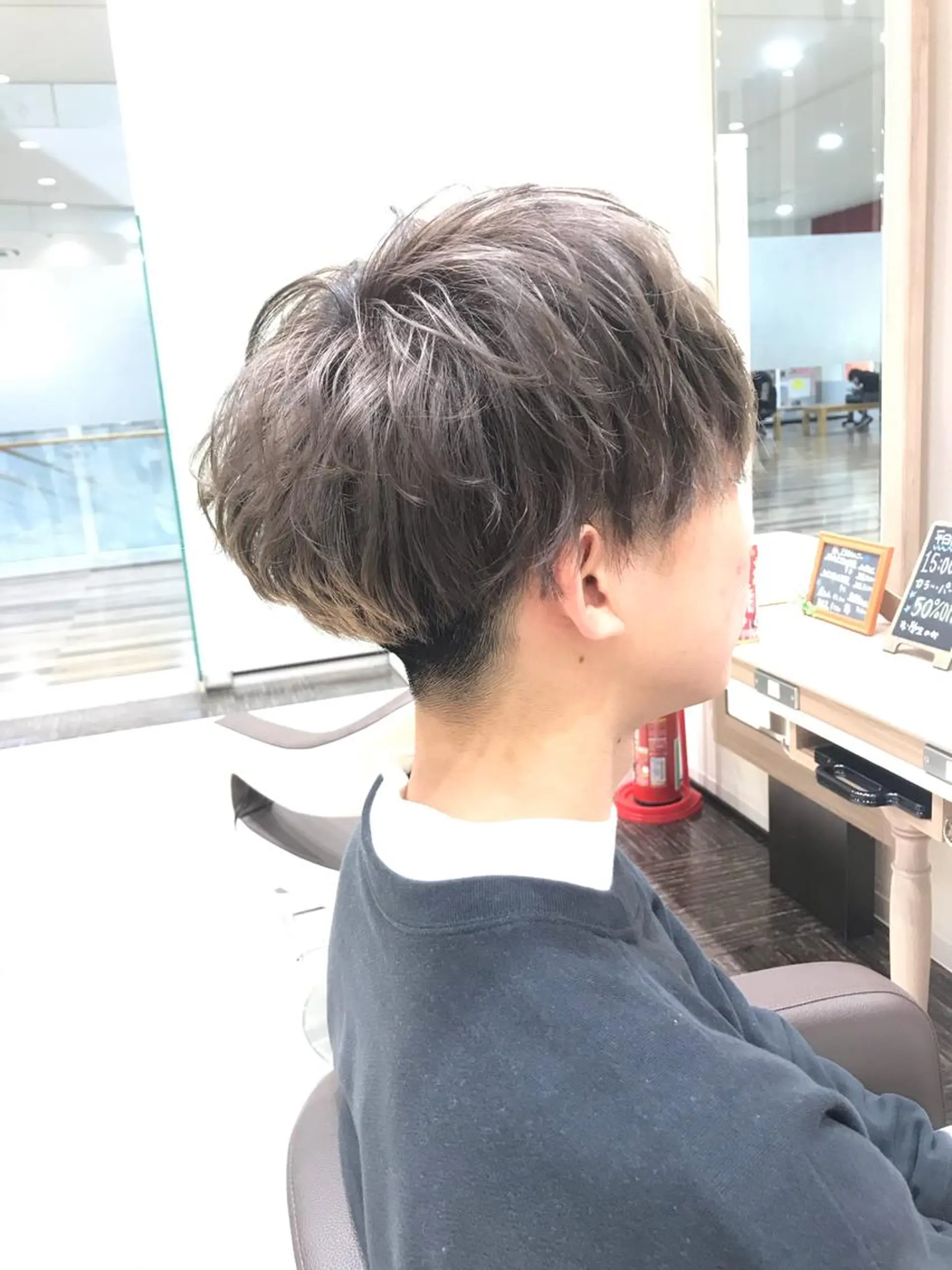 カラー メンズ グレージュ ミルクティーグレージュ Miku❇️ フェイスレイヤーのヘアスタイル