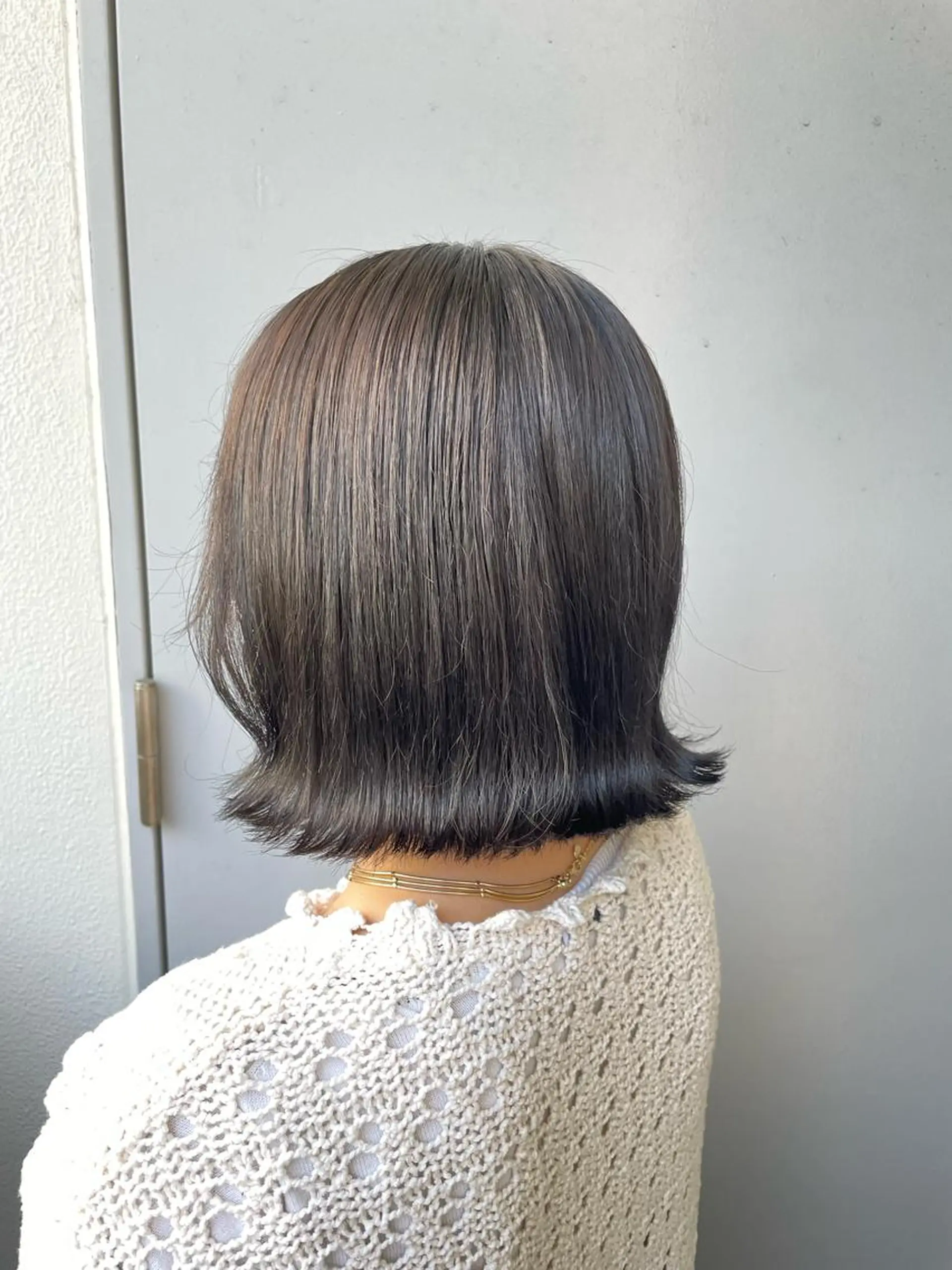 ミディアム カラー カット ヘアカラー トリートメント ヘッドスパ ヘアセット ベージュカラー💖 やすひろのヘアスタイル