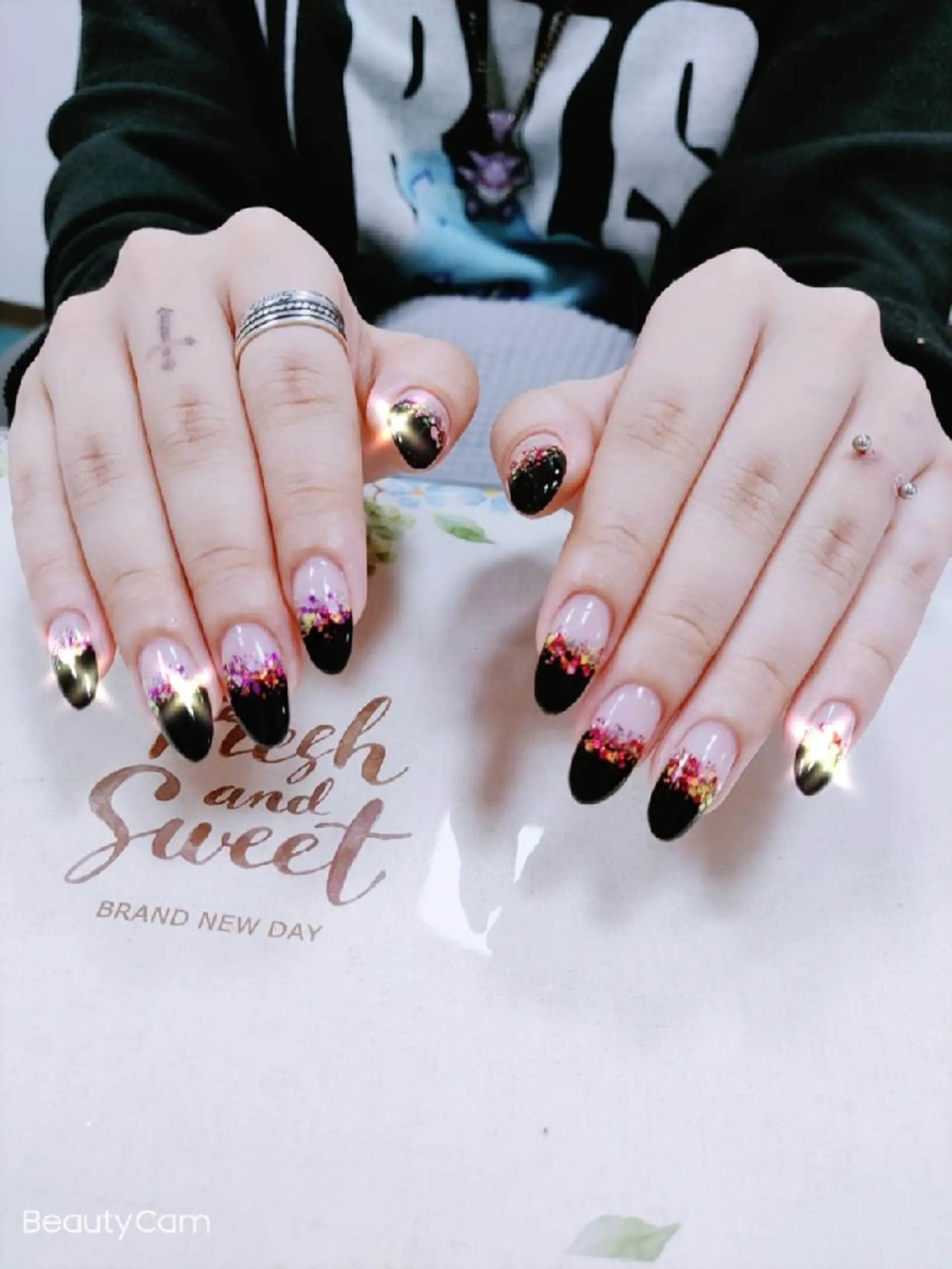 ネイル E·U·B ネイル所属・横浜市中区曙町 E·U·Bネイルのネイルデザイン