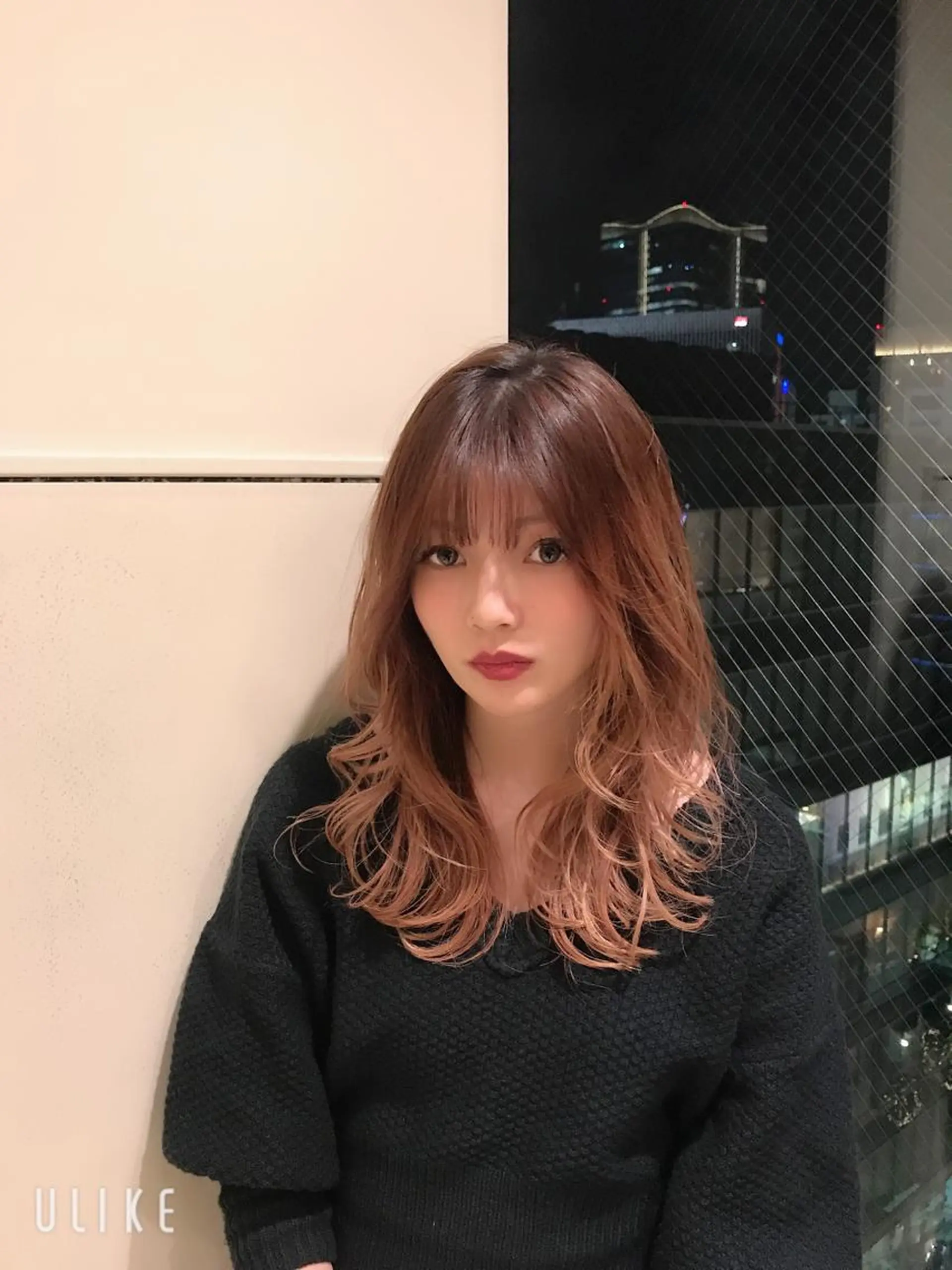 セミロング カラー パーマ 伊奈 航平のヘアスタイル