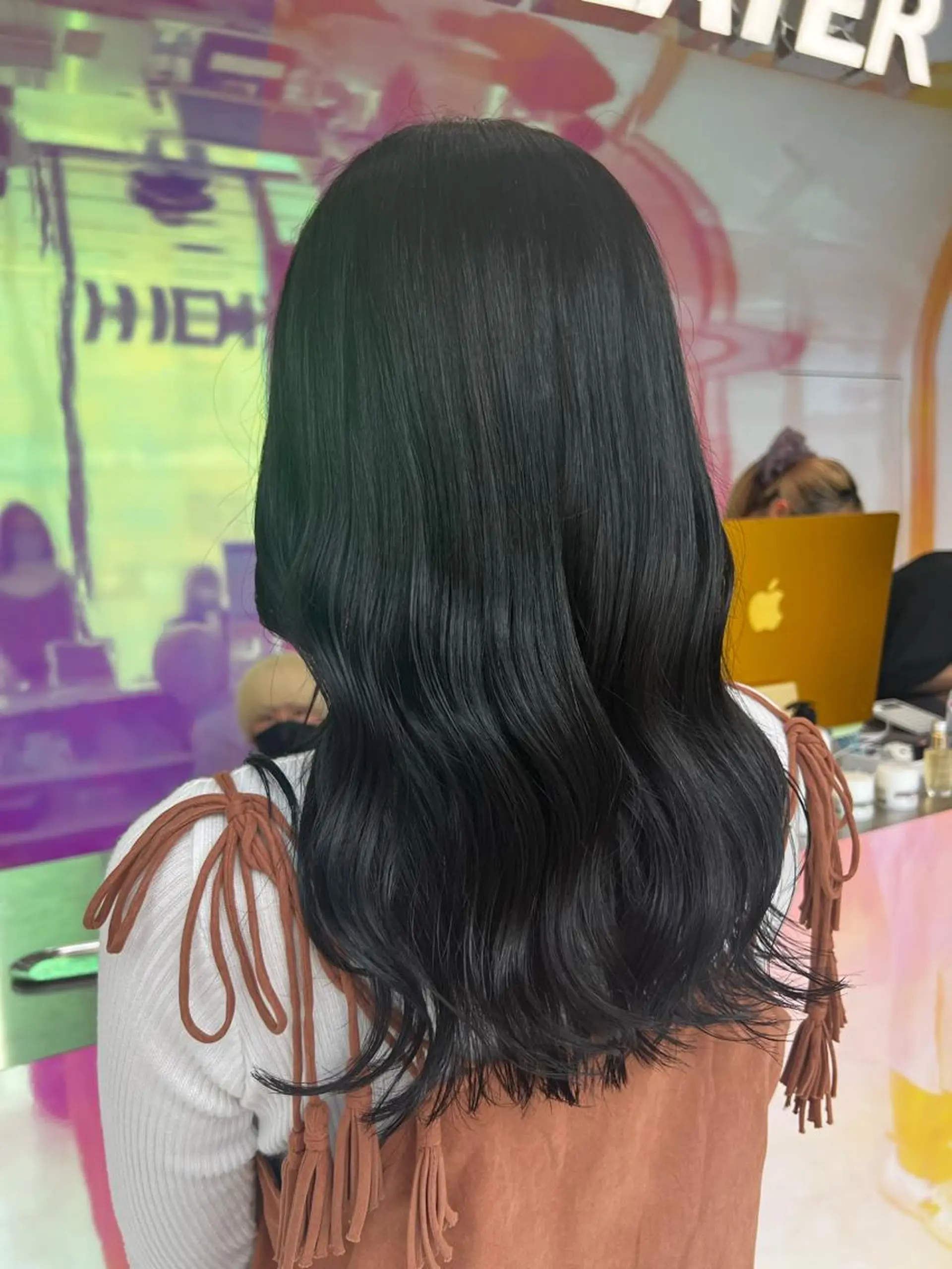 セミロング カラー お客様満足No.1 🌈Neneのヘアスタイル