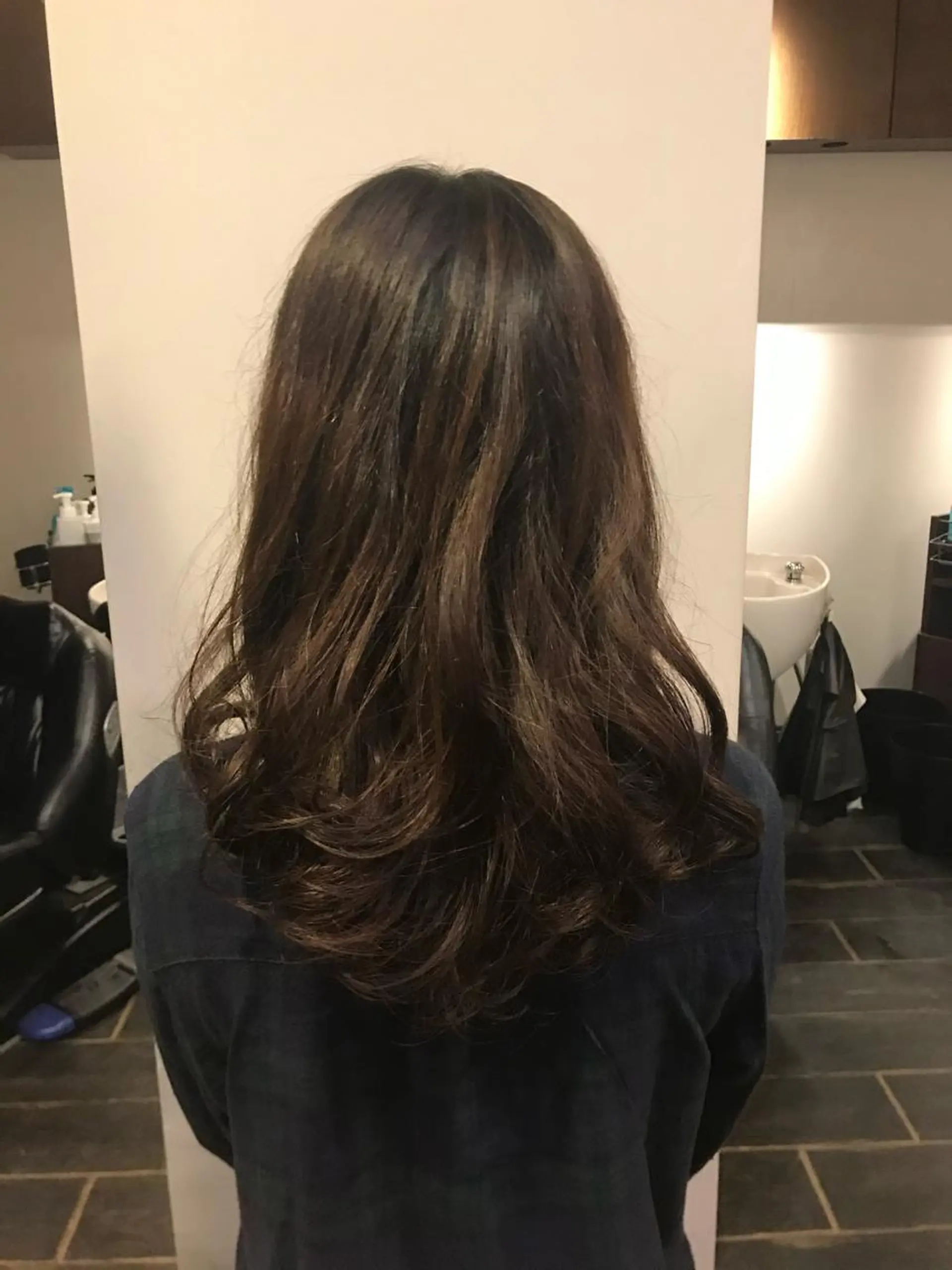 ロング パーマ livLim所属・祖師ヶ谷大蔵艶髪職人 イシイのヘアスタイル