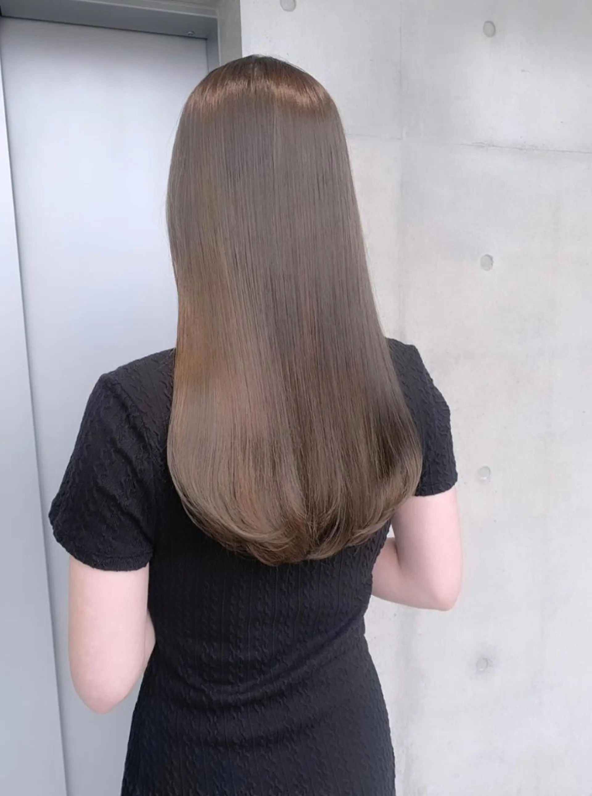 ロング カラー カット ヘアカラー トリートメント ヘッドスパ ヘアセット 透明感/オリーブ/ グレージュ/YUKAのヘアスタイル