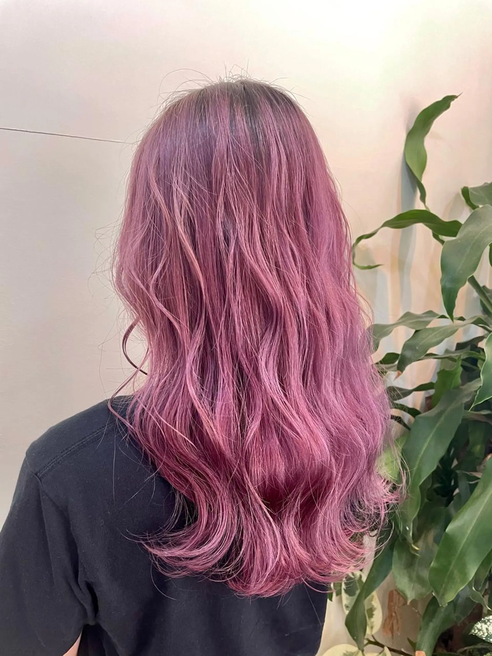 ロング カラー 編み込みエクステ プルエクステ シールエクステ バレイヤージュ ブリーチ ヘアカラー エクステ WEST OLAND加藤圭介のヘアスタイル