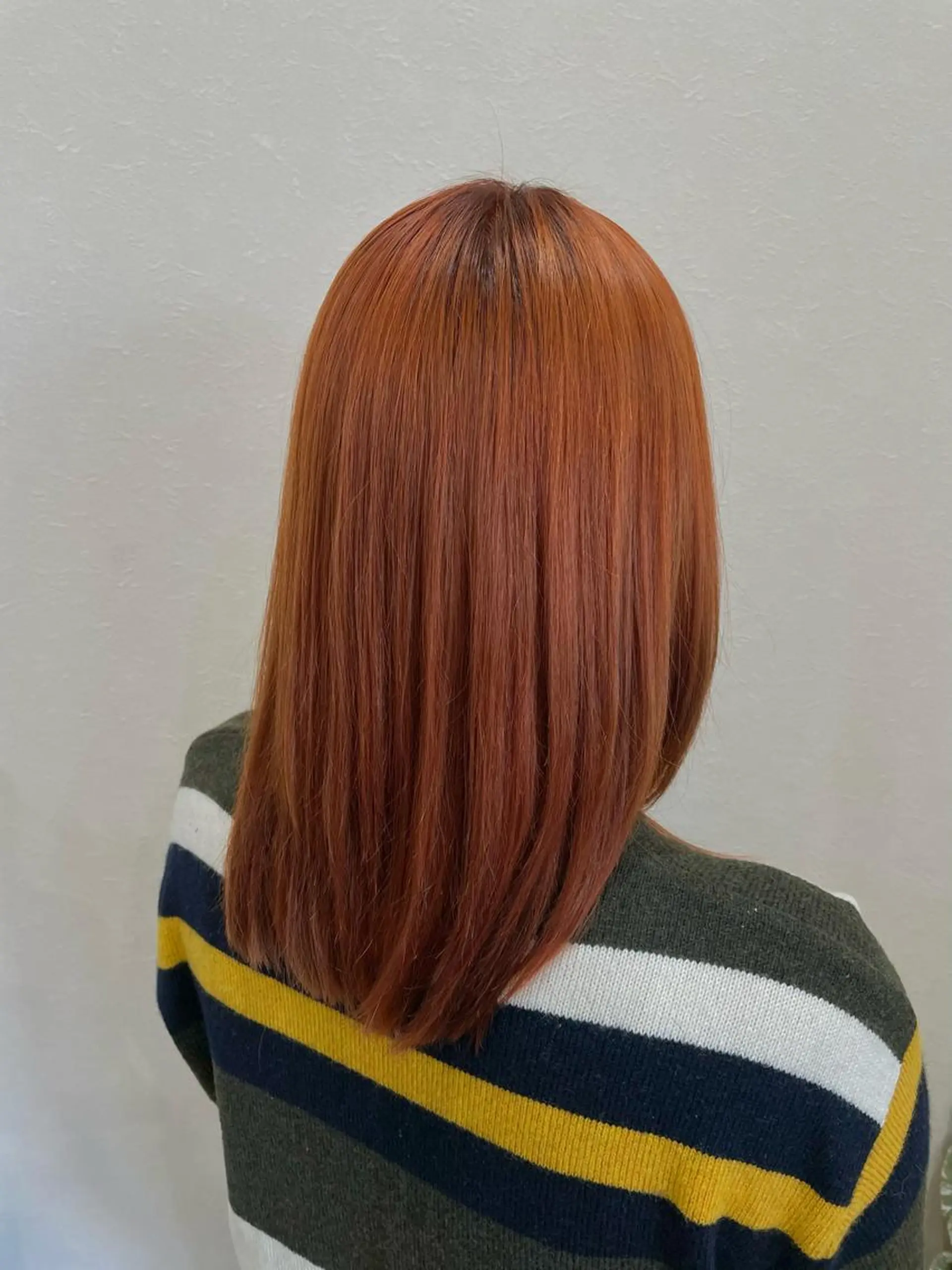 ミディアム 佐治 梨乃のヘアスタイル