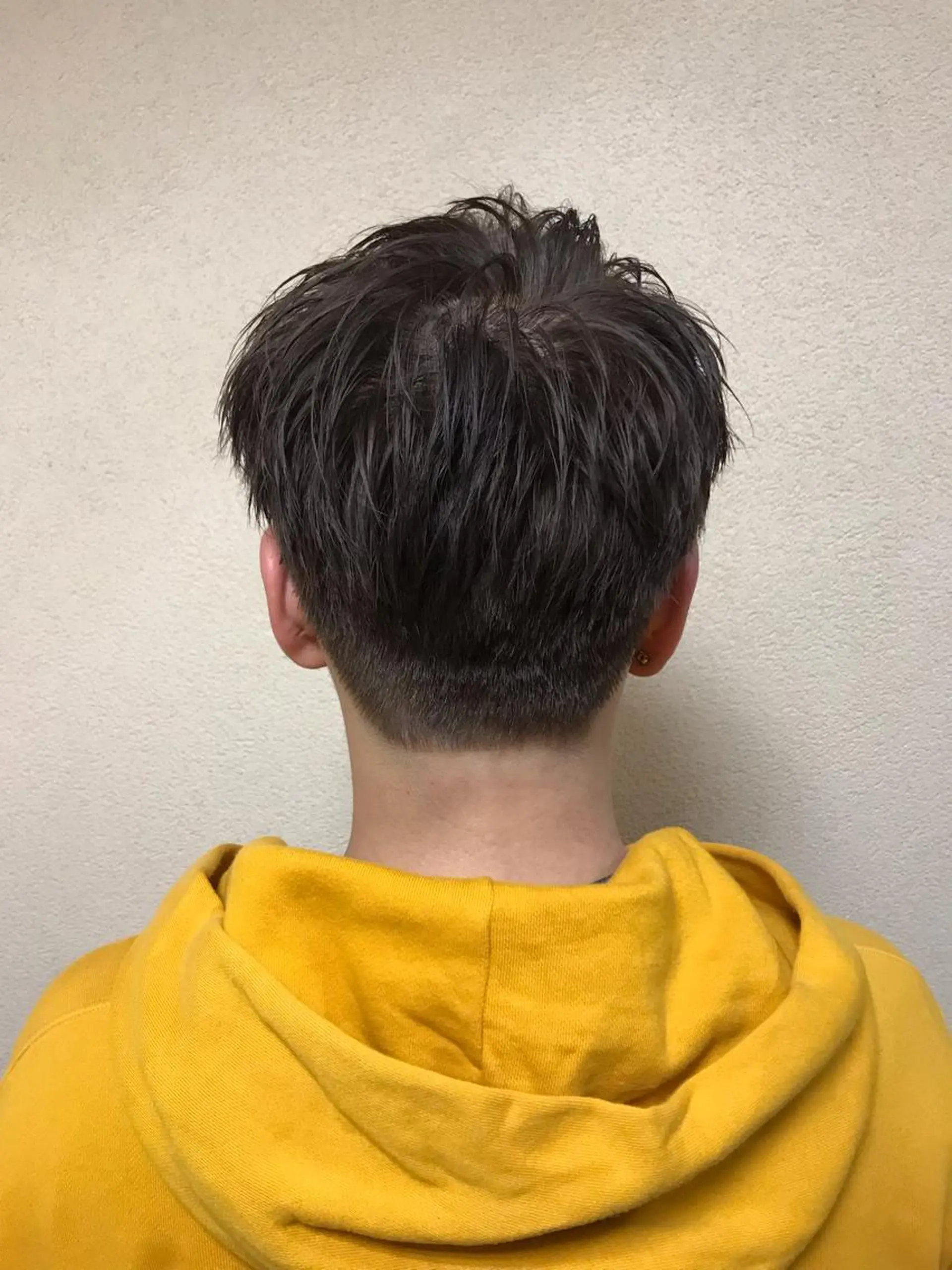 カラー メンズ 透明感カラー・ 髪質改善🩵イケダのヘアスタイル