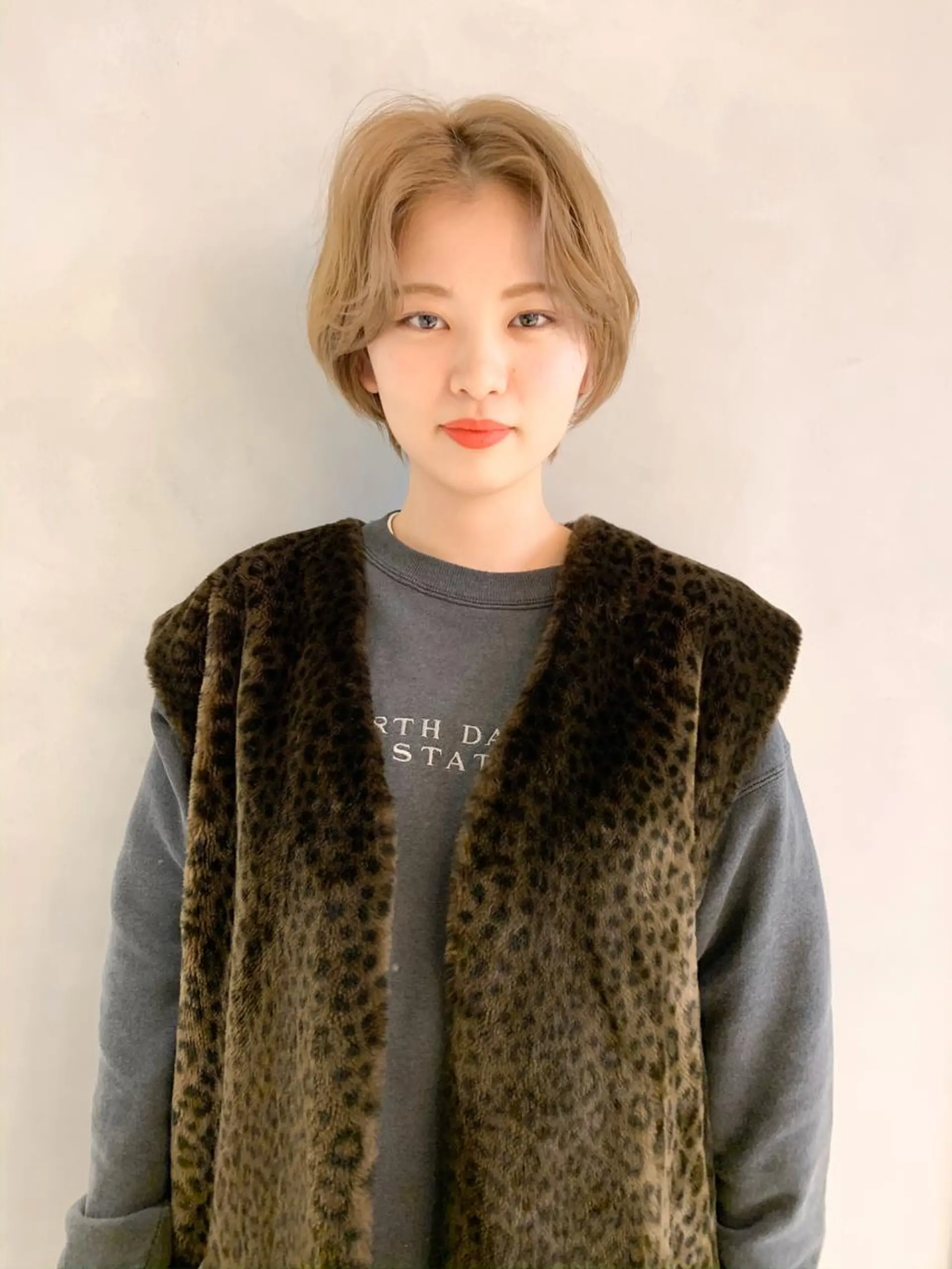 ショート カラー ヘアカラー トリートメント ハイトーン特化サロン 代表　中谷蓮のヘアスタイル