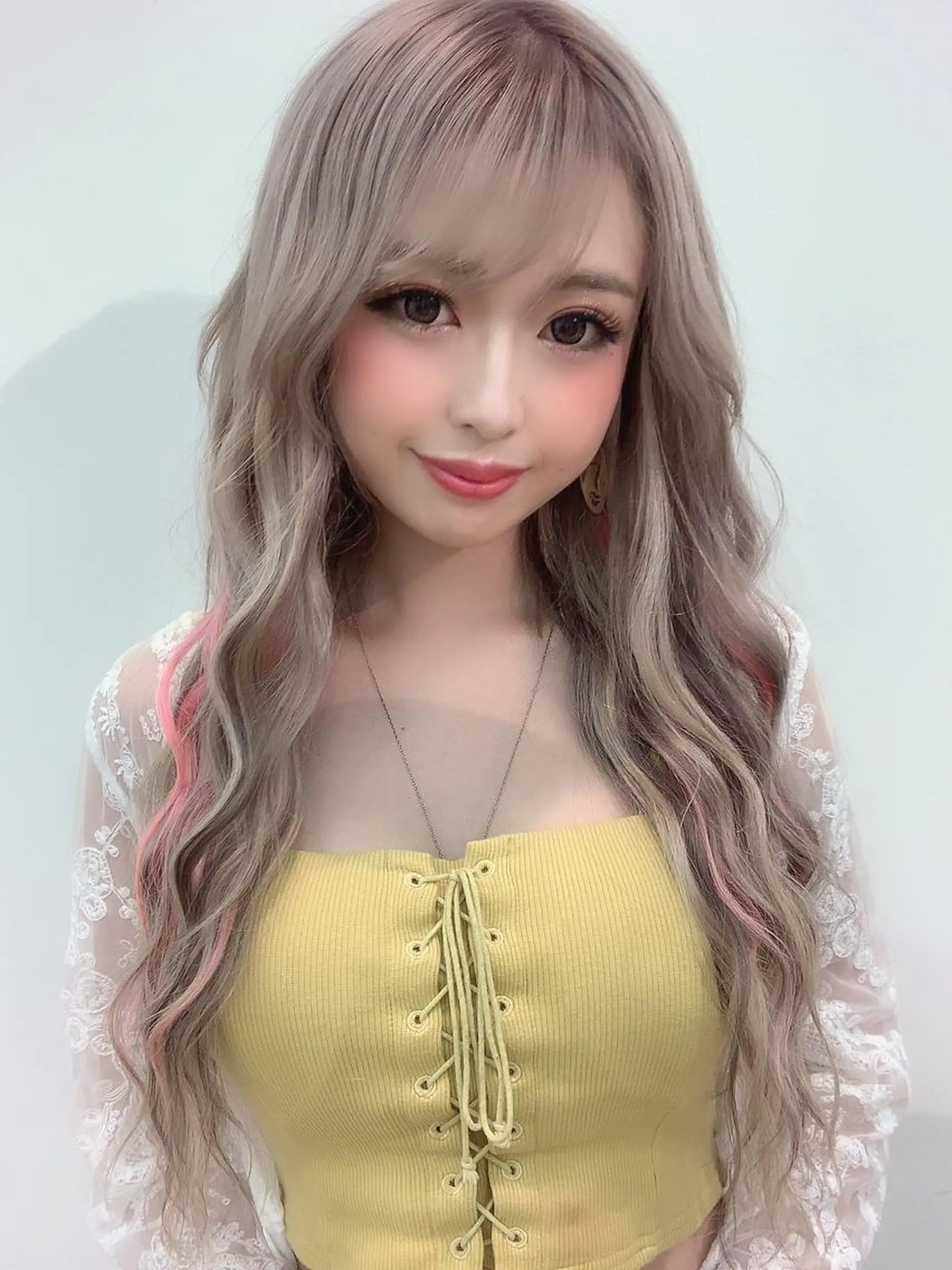 ロング カラー 髪質改善/美髪矯正/ ハイトーン Kuroのヘアスタイル