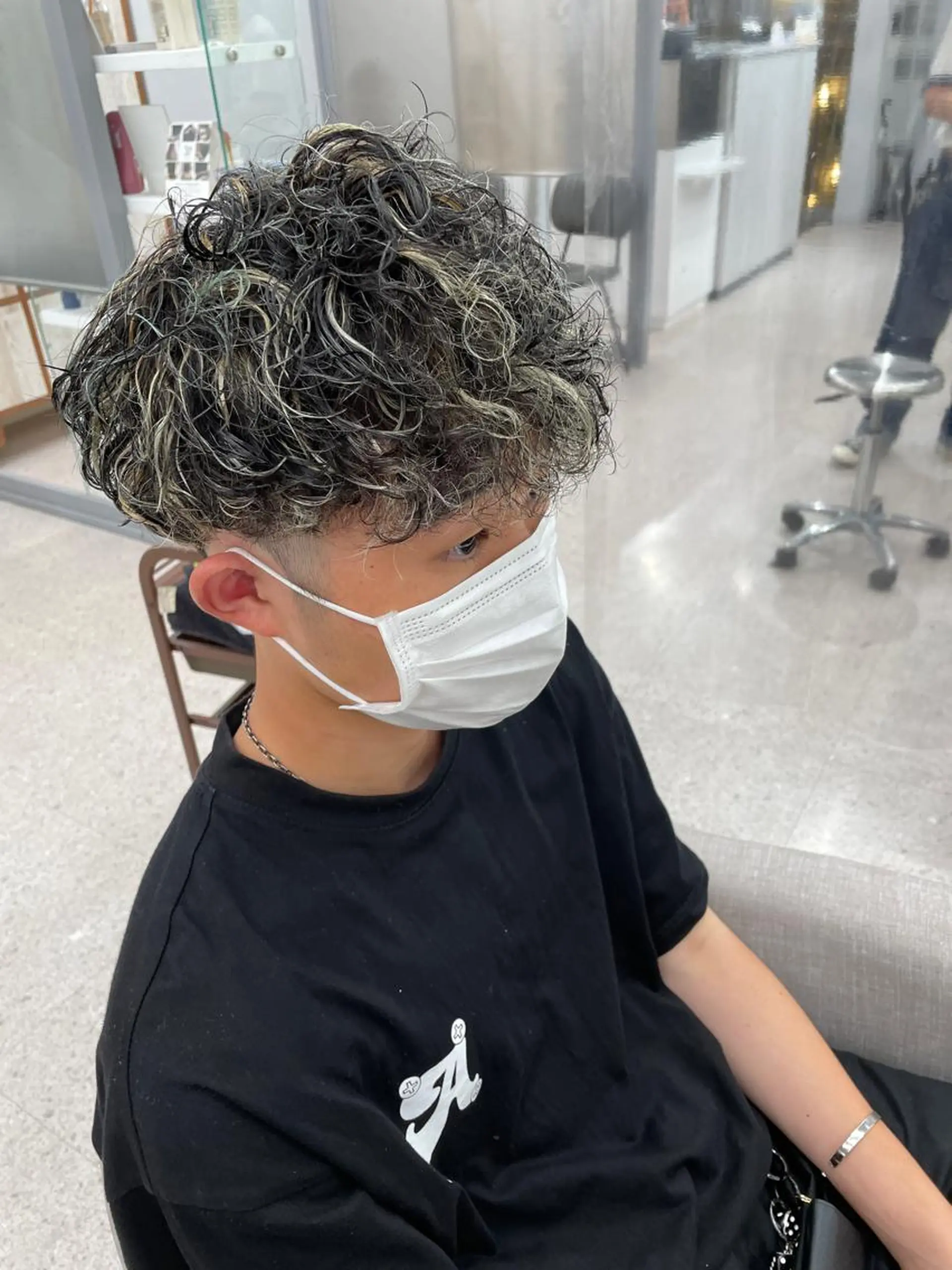 パーマ メンズ メンズスタイリスト✨ 助川龍哉のヘアスタイル