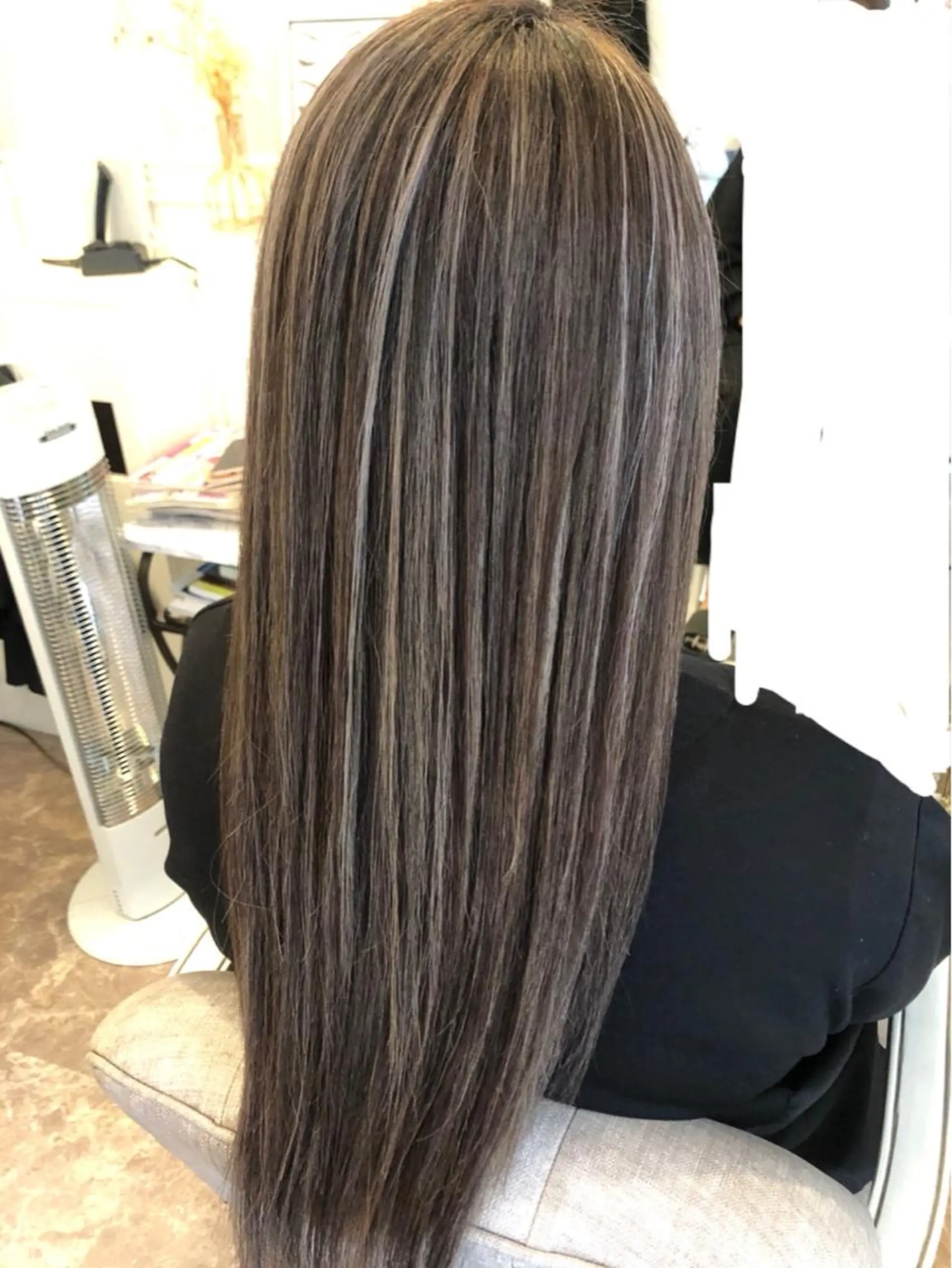 ロング ハイライト La.fleur ラ.フルールのヘアスタイル