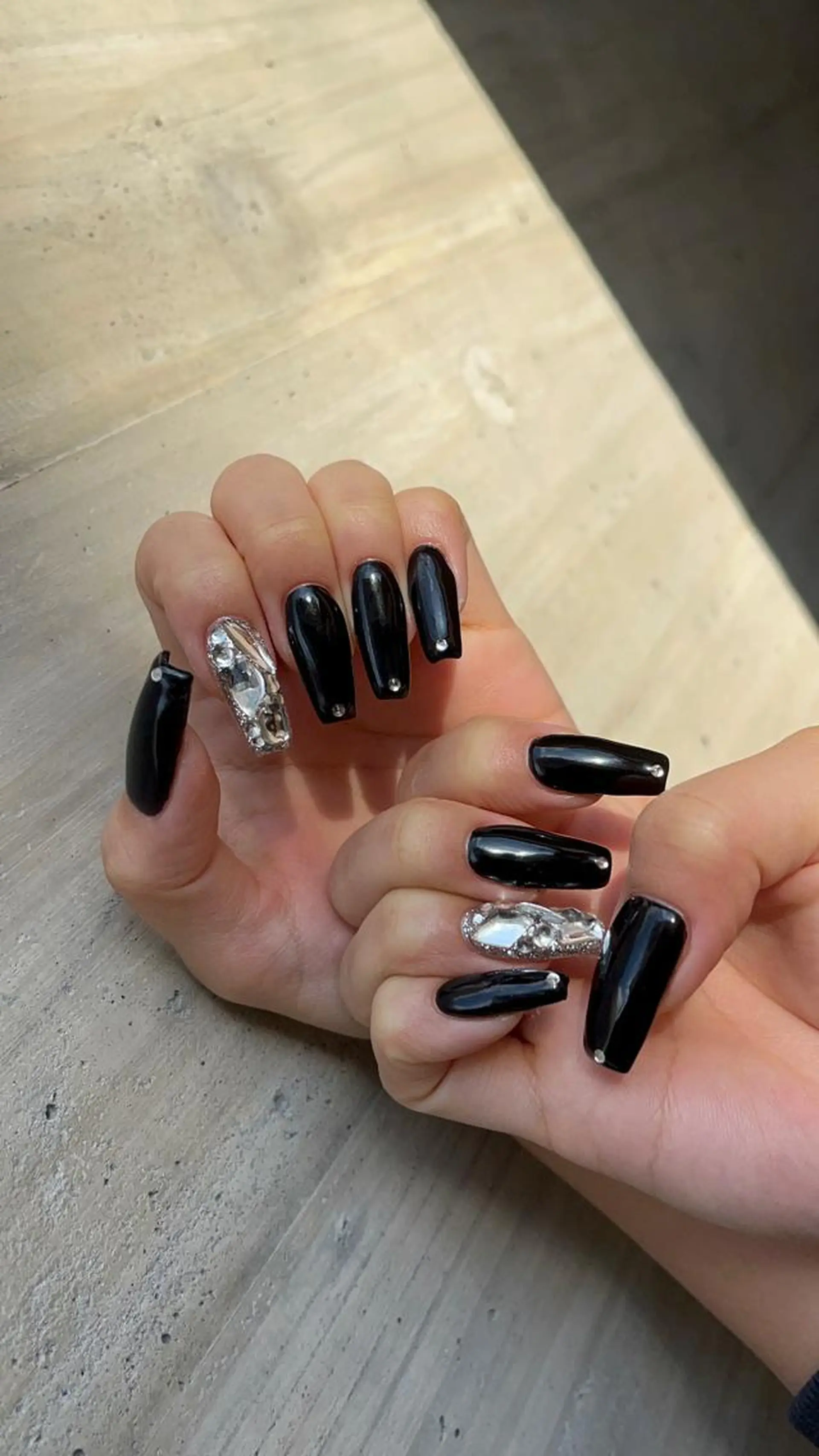 ネイル ハンドネイル IROHA Nail 矢掛萌子のネイルデザイン