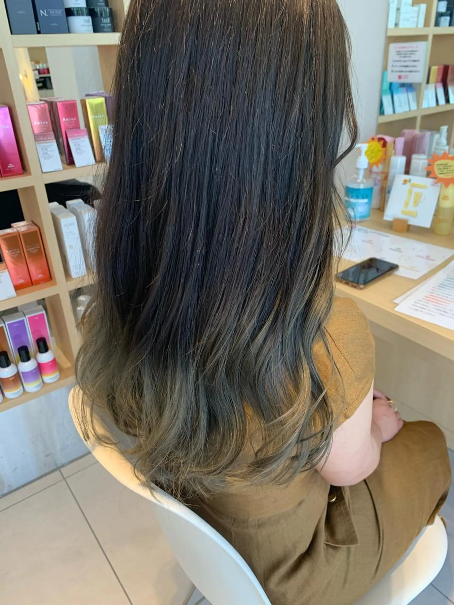 ロング 米津 優花のヘアスタイル