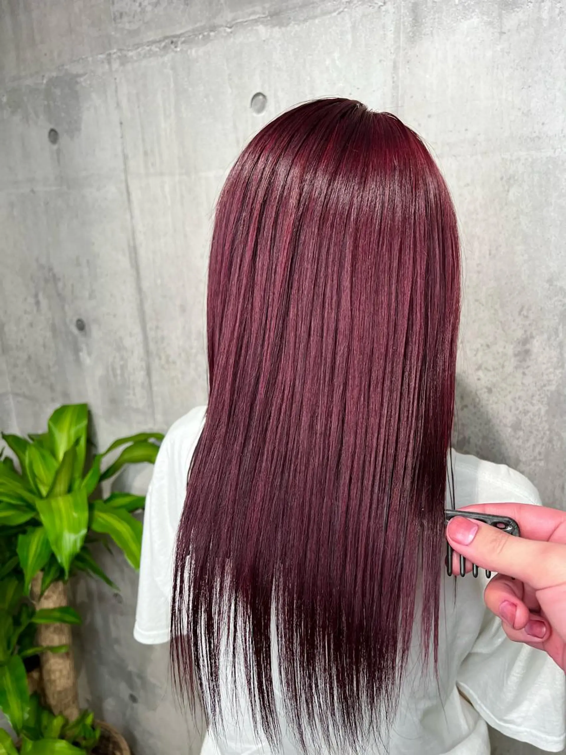 セミロング カラー レッドカラー mimiiy梅田 中崎町ハイトーンのヘアスタイル