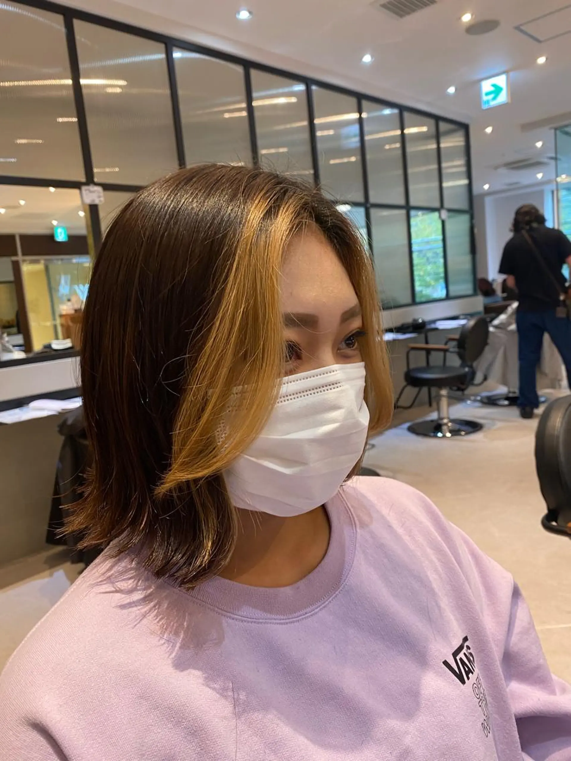 ショート カラー スパイキーショート パーマ　具志堅　太志のヘアスタイル