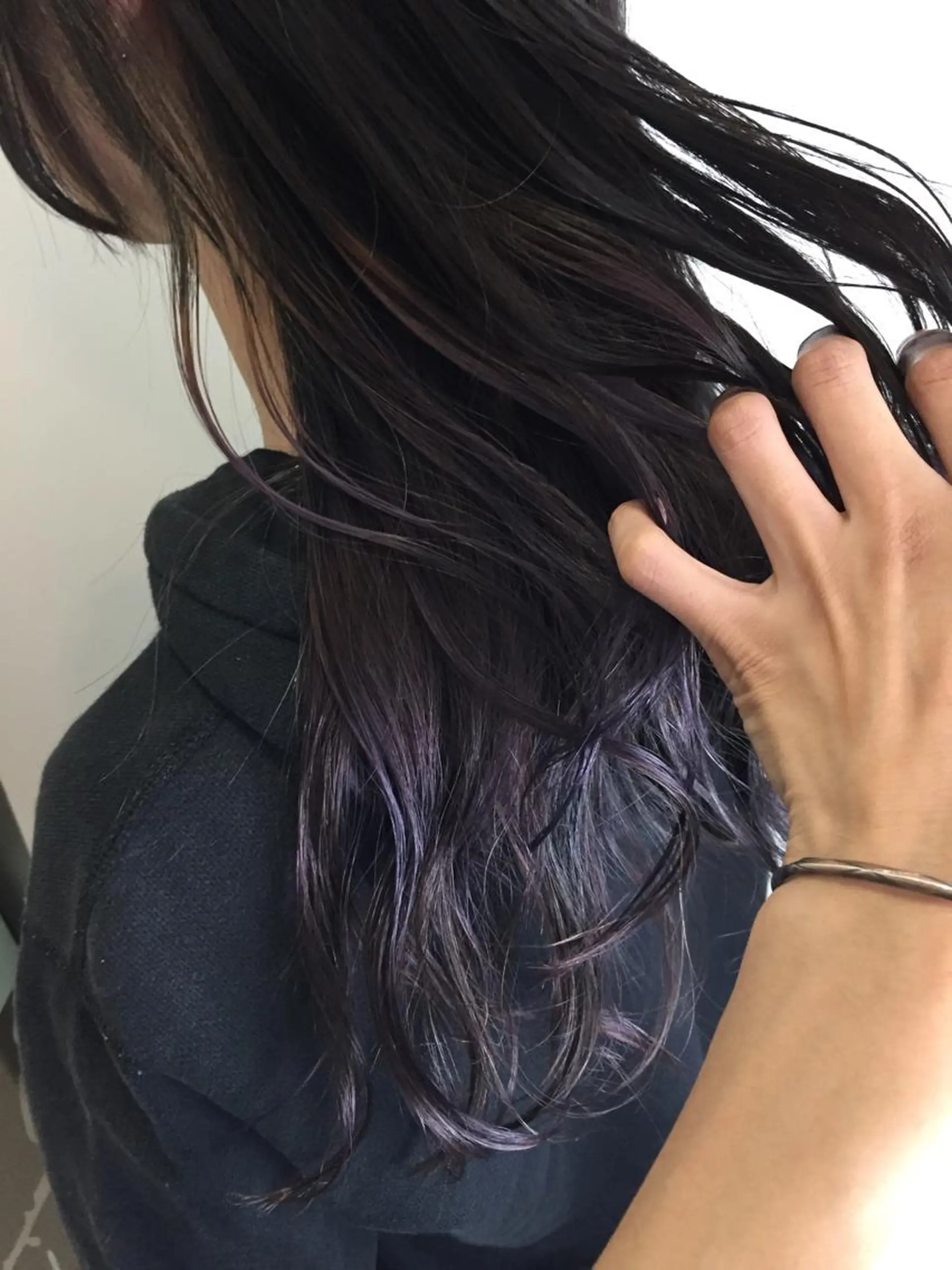 ロング カラー ラベンダーカラー ラベンダーグレー カット ヘアカラー トリートメント 原宿サロン代表 デザインカラー伊藤卓のヘアスタイル