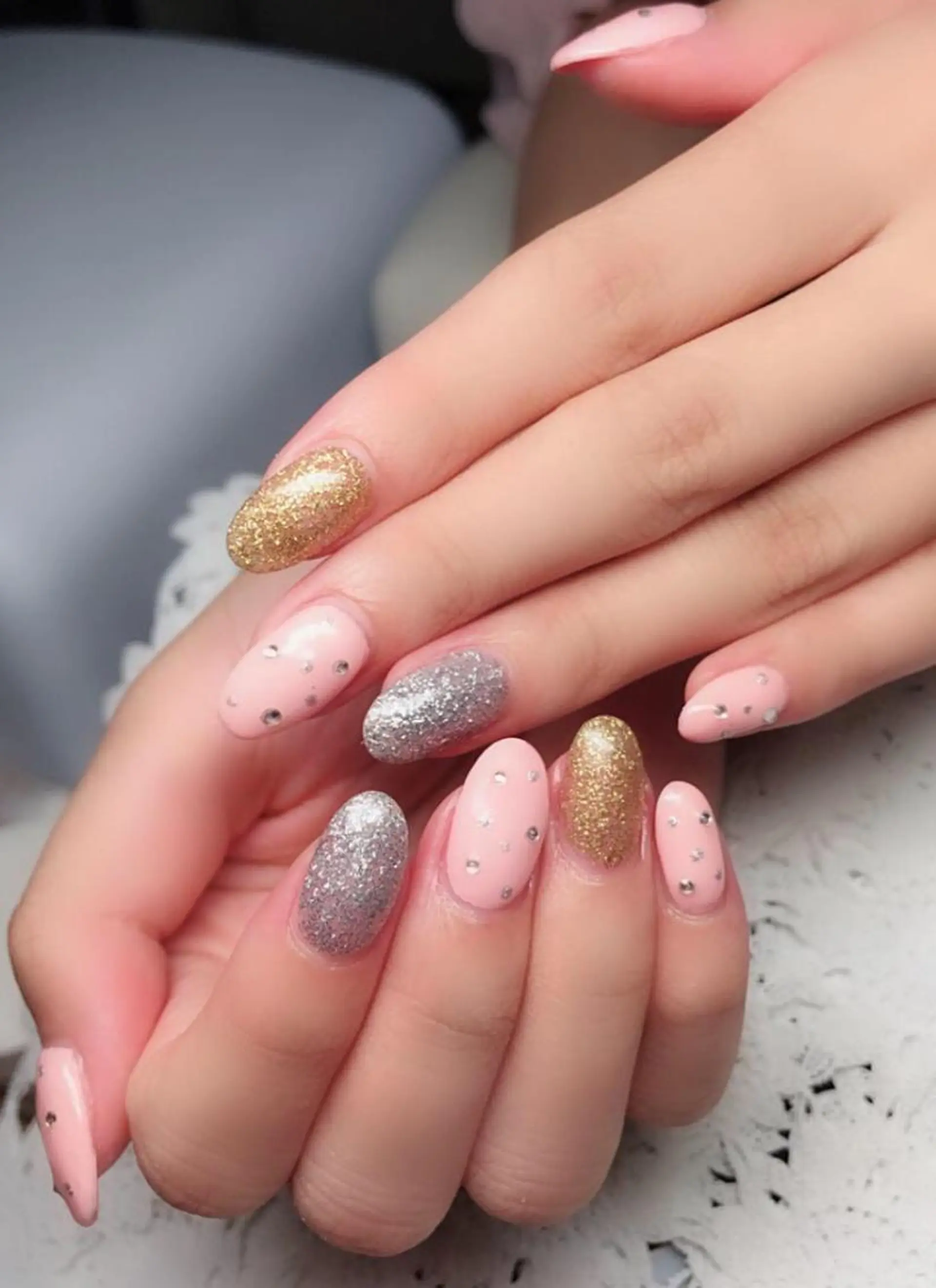 ネイル ハンドネイル ゲン レイカのネイルデザイン