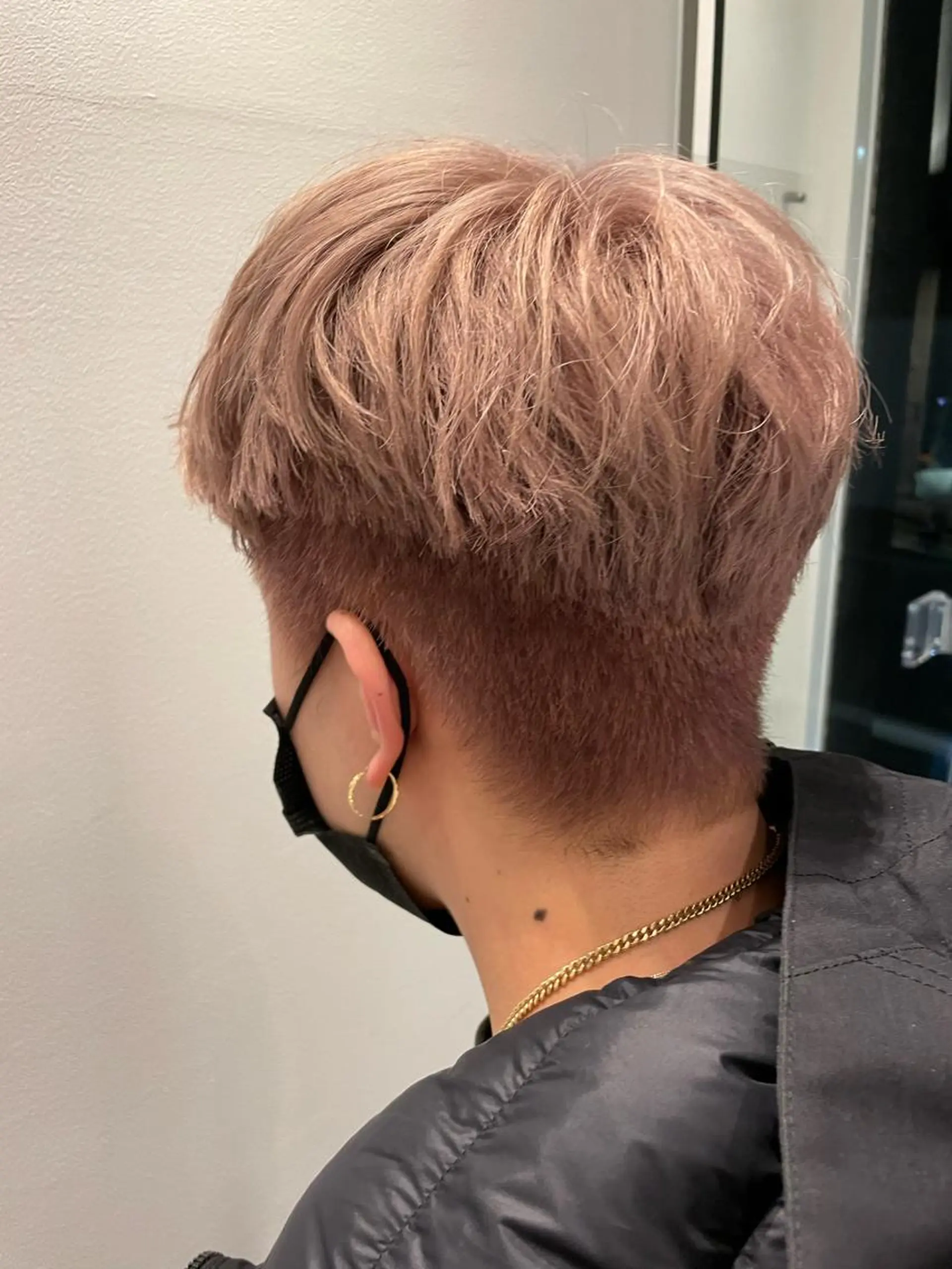 ショート カラー 韓国風ヘア ショートヘア CiNEMA daikanyama所属・透明感カラー🫧 今泉健太のヘアスタイル