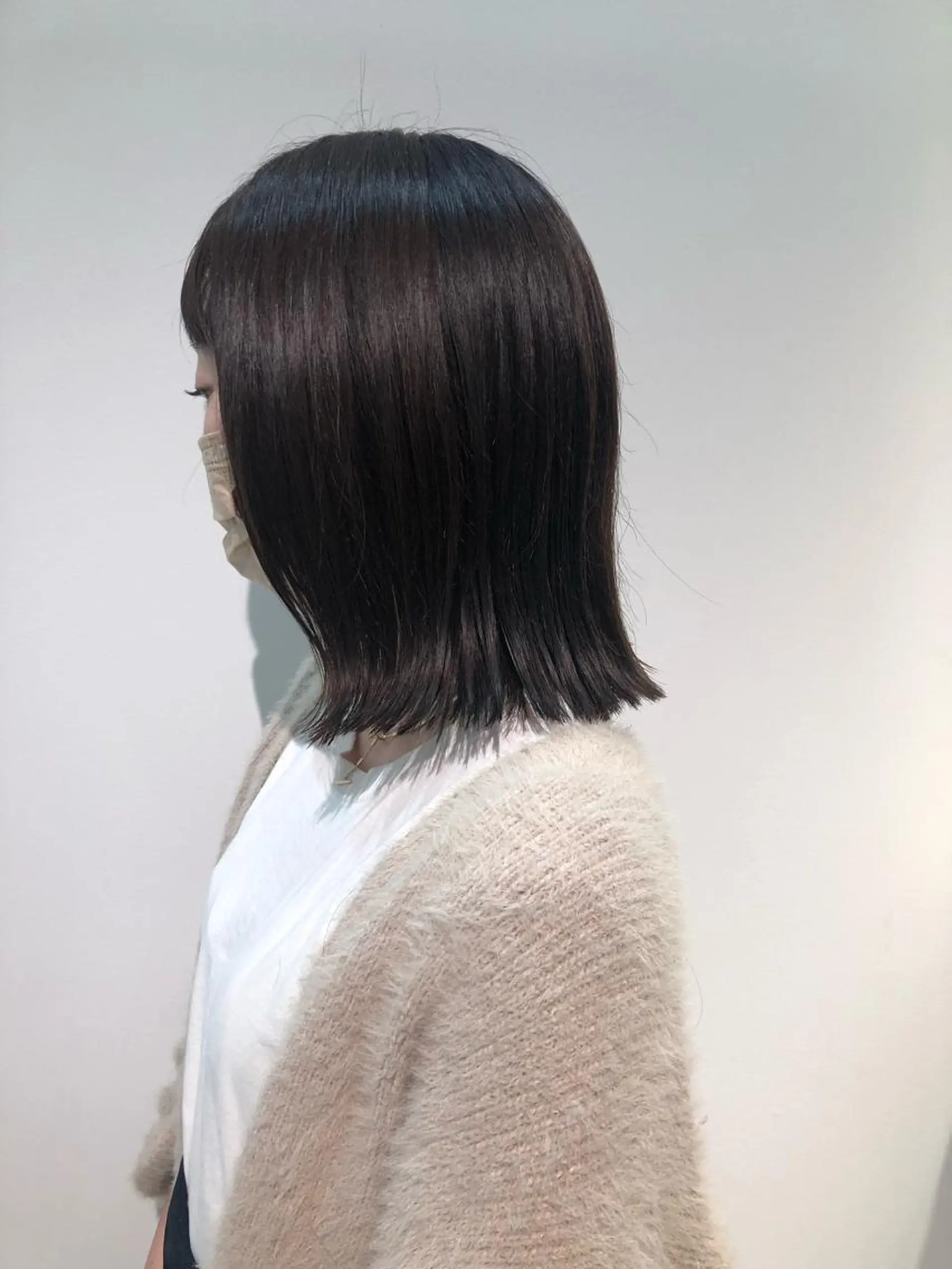 ミディアム 切りっぱなしボブ ボブ レイヤー/お顔まわり 暖色カラー🍑Amiのヘアスタイル