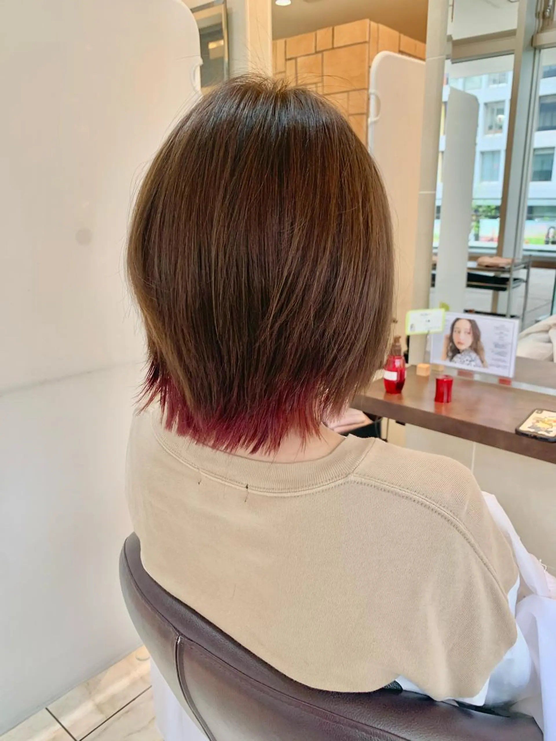 ミディアム 千葉 香奈のヘアスタイル