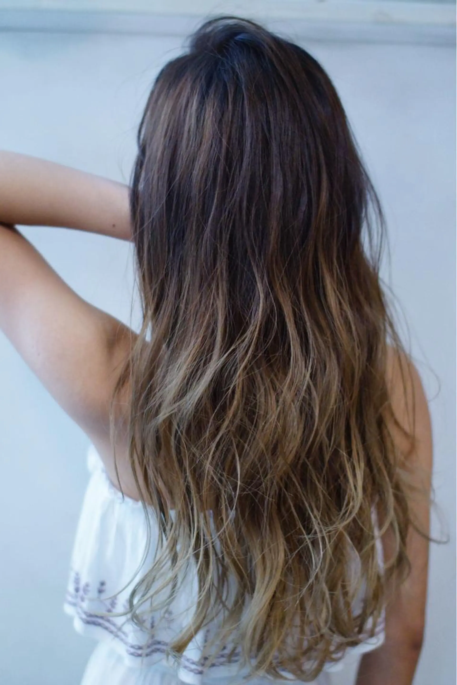 ロング カラー グラデーションカラー グレージュ ハイライトカラー 外国人風カラー ハイライト AUBE HAIRazul吉祥寺所属・綺麗な髪質にしたい方 限定🌈清水　祥のヘアスタイル